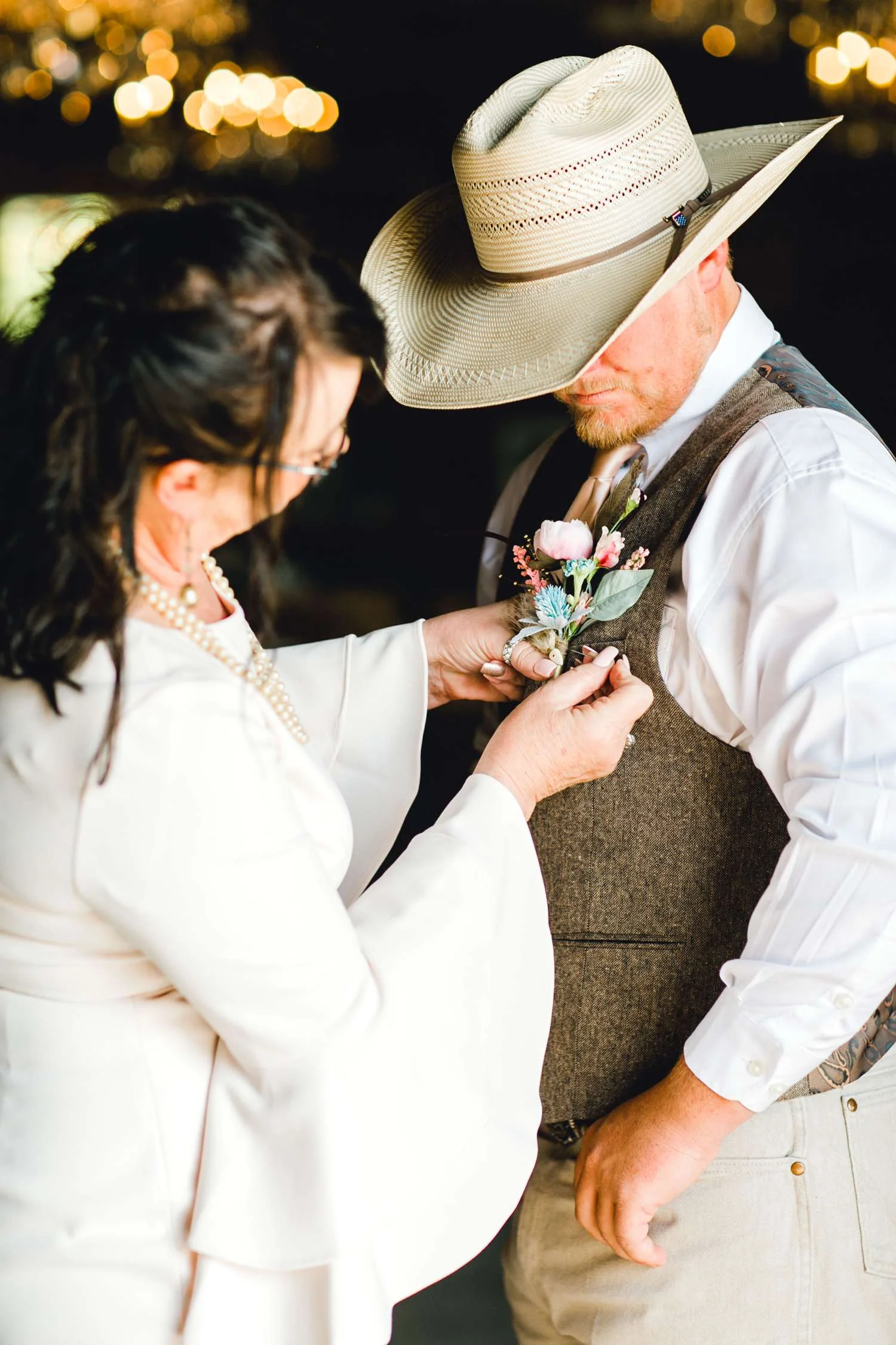 SARAH+TREVOR+BADGETT+SPARROW+CREEK+GRAHAM+TEXAS+ALLEEJ+WEDDINGS_0026.jpg