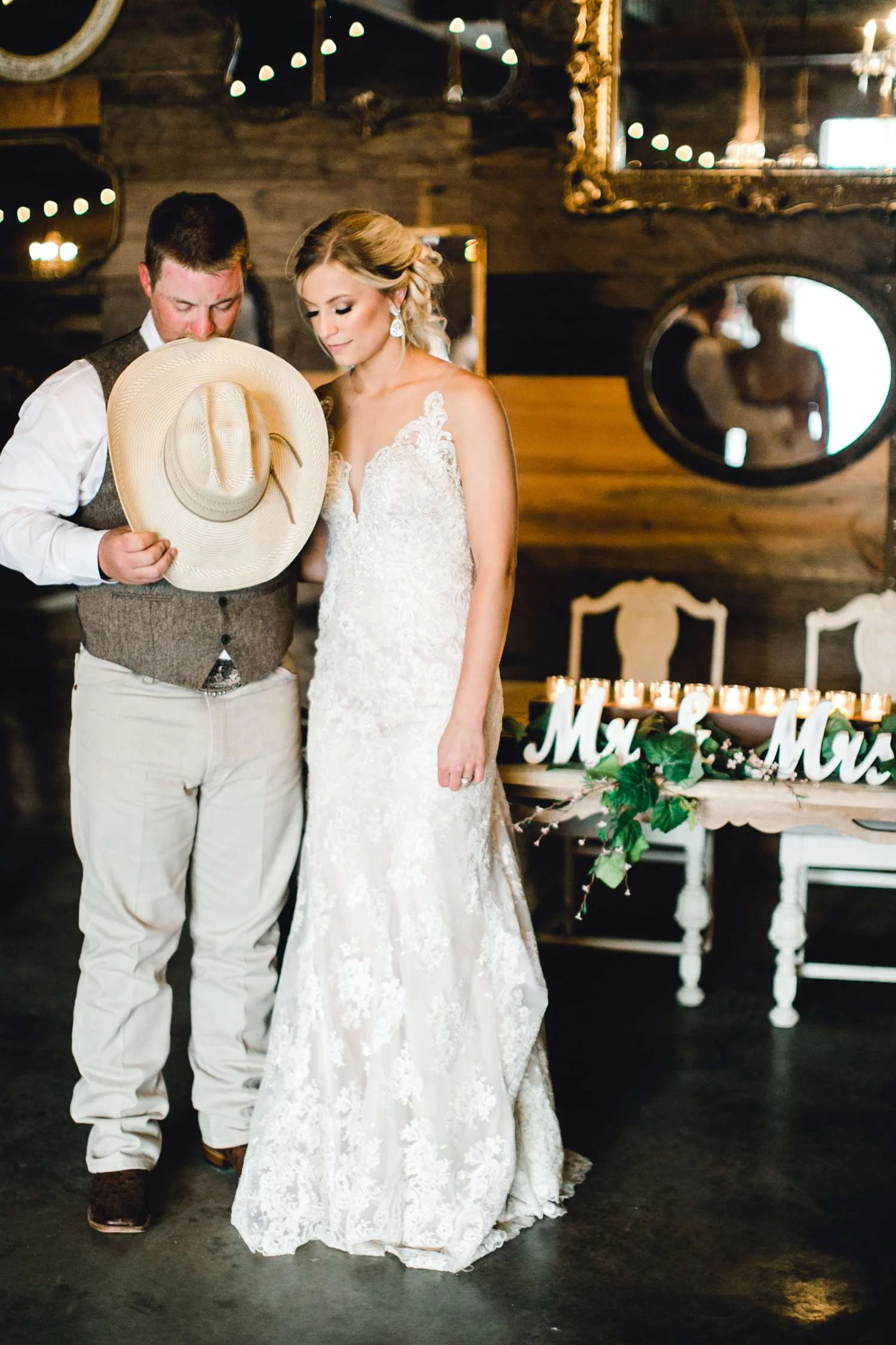 SARAH+TREVOR+BADGETT+SPARROW+CREEK+GRAHAM+TEXAS+ALLEEJ+WEDDINGS_0113.jpg