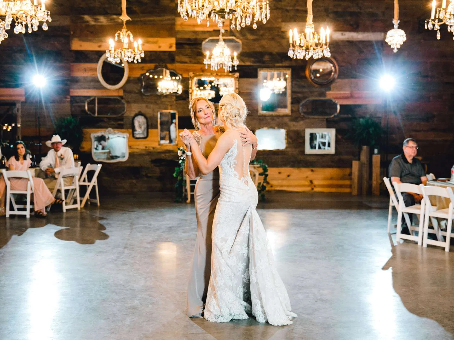 SARAH+TREVOR+BADGETT+SPARROW+CREEK+GRAHAM+TEXAS+ALLEEJ+WEDDINGS_0136.jpg
