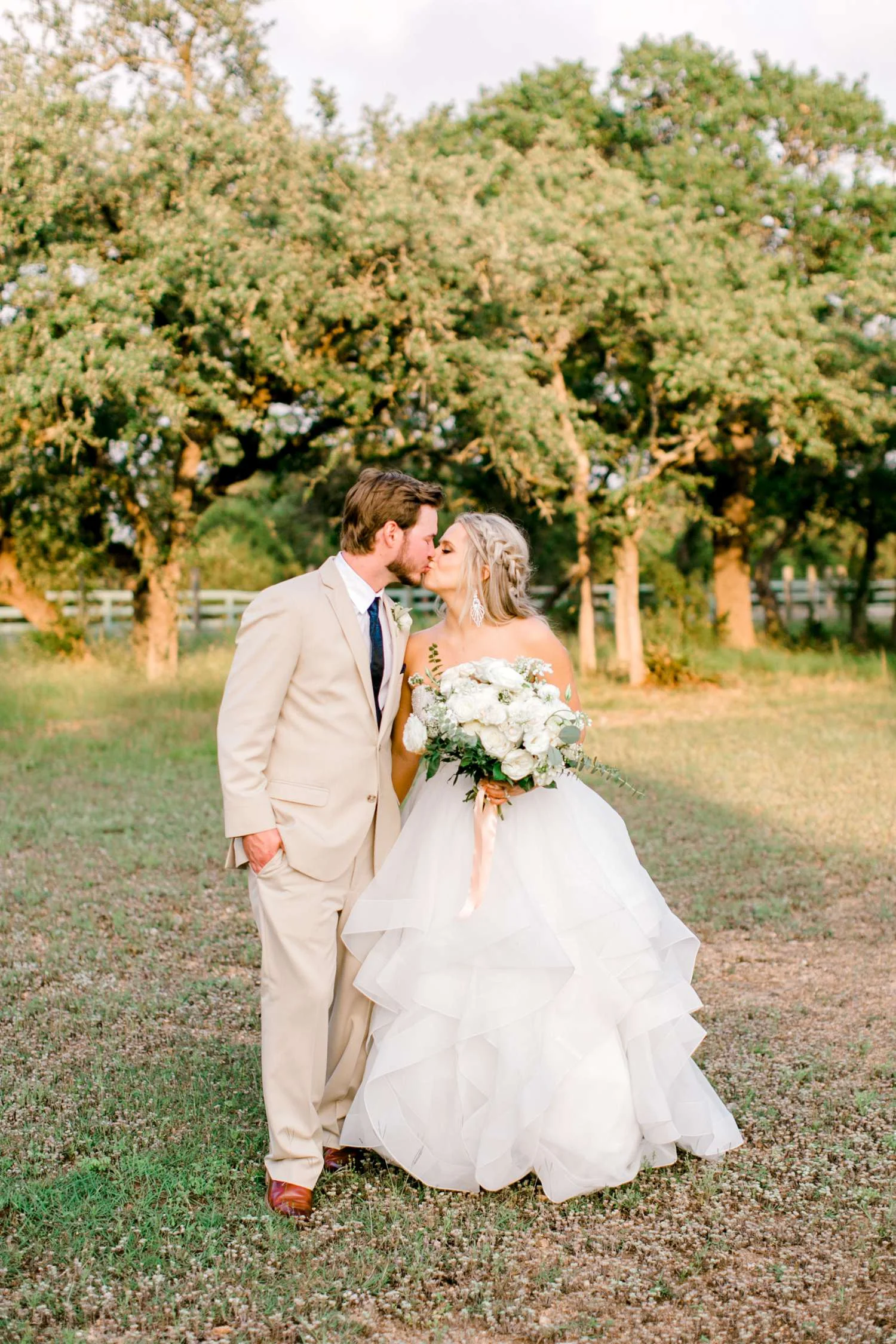 HAYLEE+JUSTIN+GREGORY+HERITAGE_HAUS_AUSTIN_TEXAS_WEDDING_0131.jpg