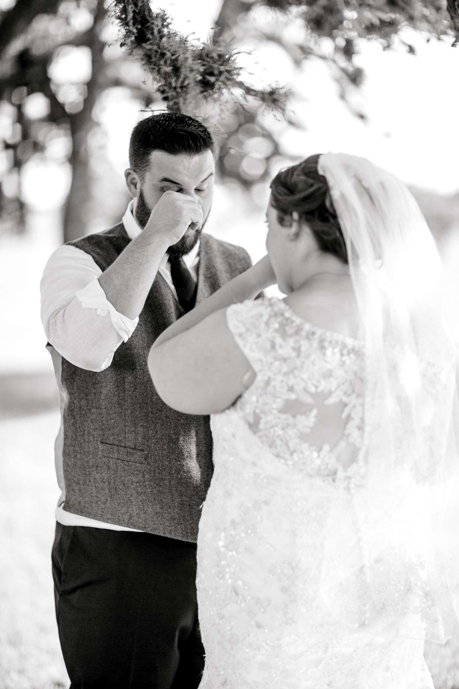 CHELSEA_AND_NICK_ADAMS_FREDRICKSBURG_WEDDING_ALLEEJ0025.jpg