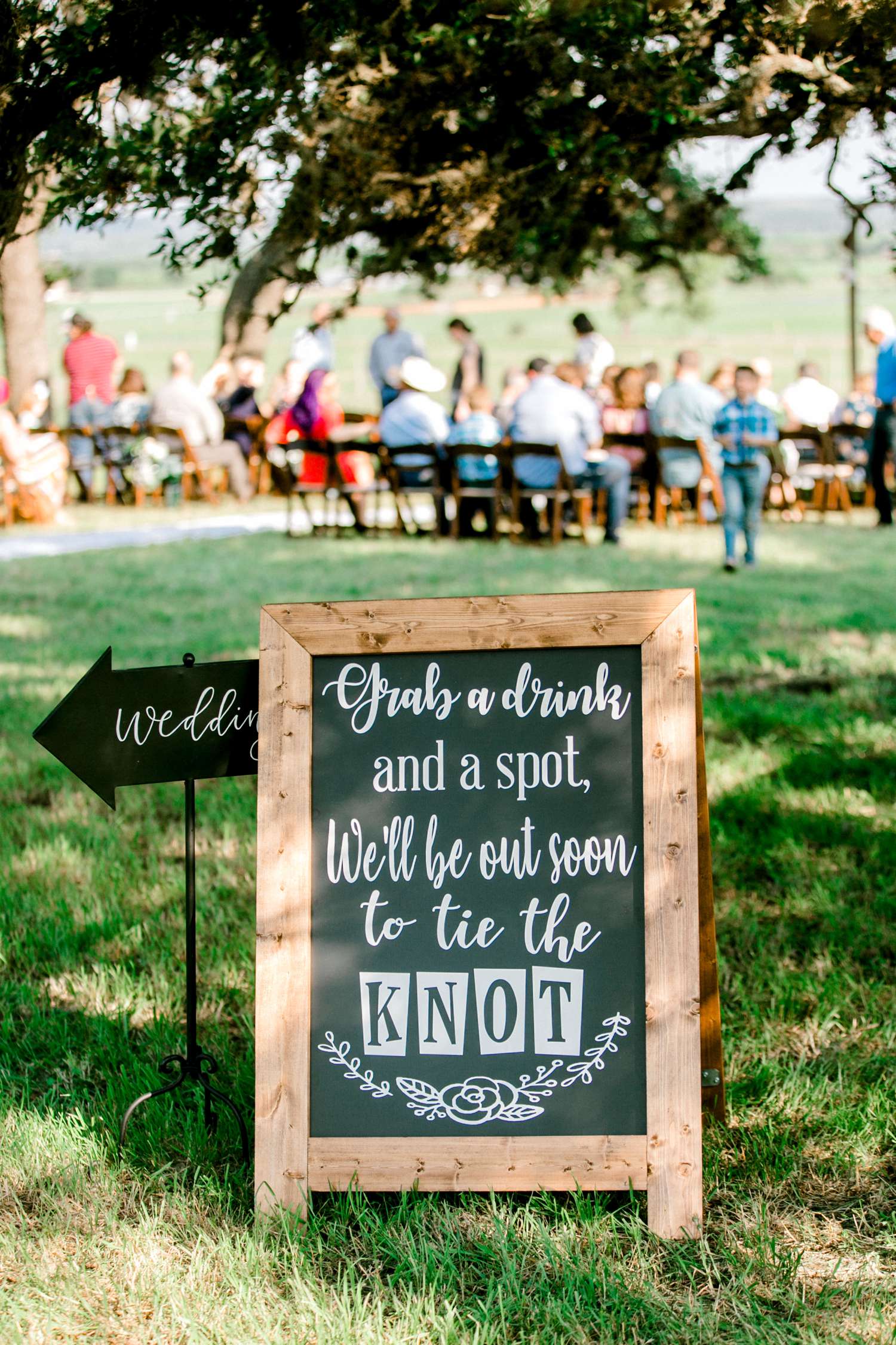 CHELSEA_AND_NICK_ADAMS_FREDRICKSBURG_WEDDING_ALLEEJ0033.jpg