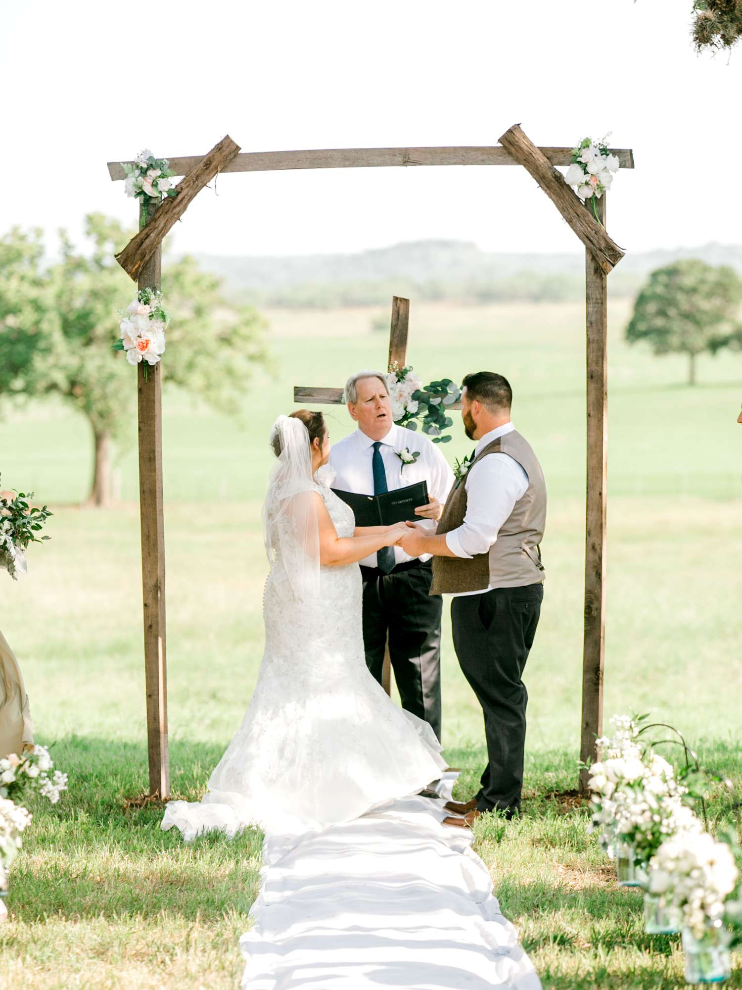 CHELSEA_AND_NICK_ADAMS_FREDRICKSBURG_WEDDING_ALLEEJ0061.jpg