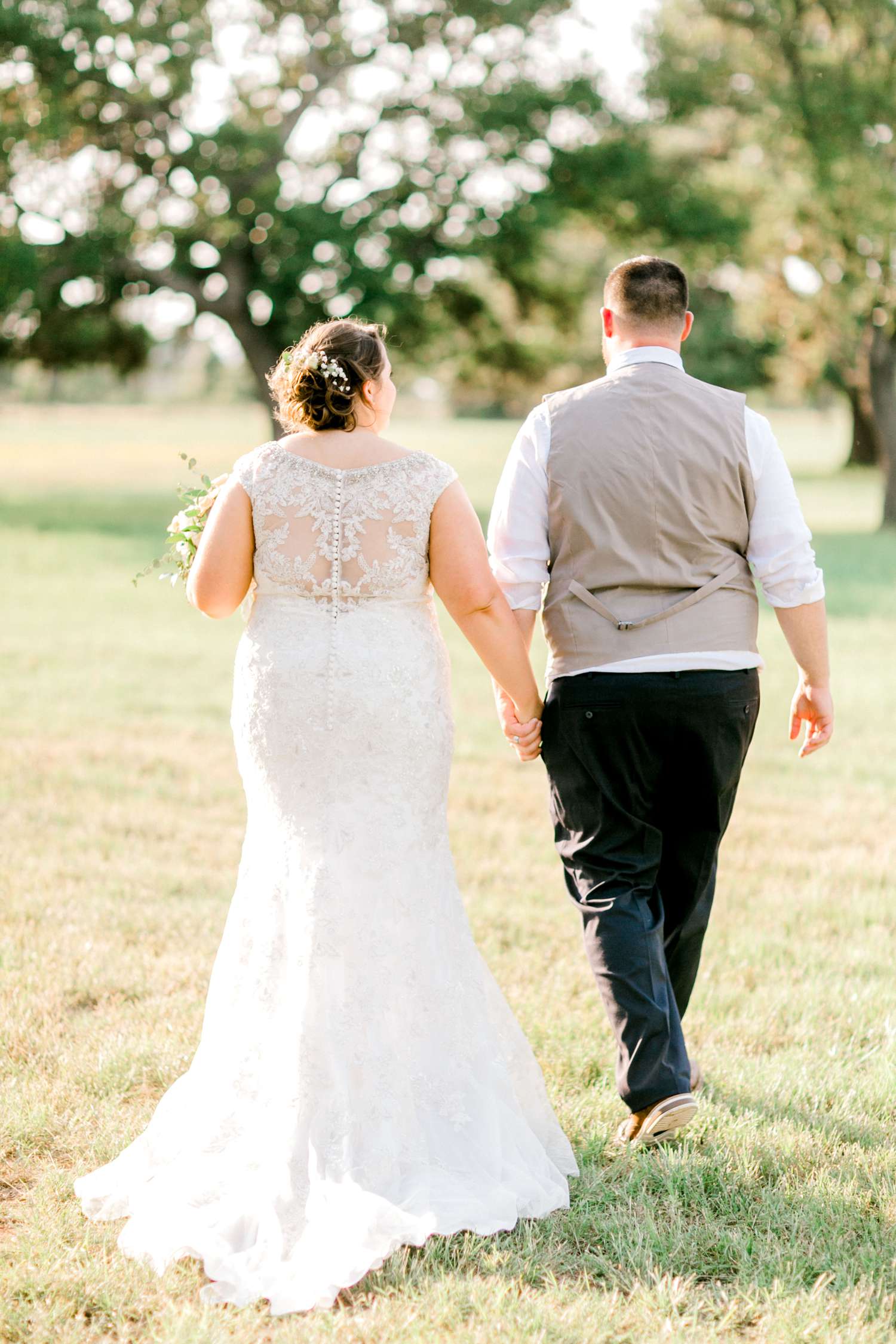 CHELSEA_AND_NICK_ADAMS_FREDRICKSBURG_WEDDING_ALLEEJ0104.jpg