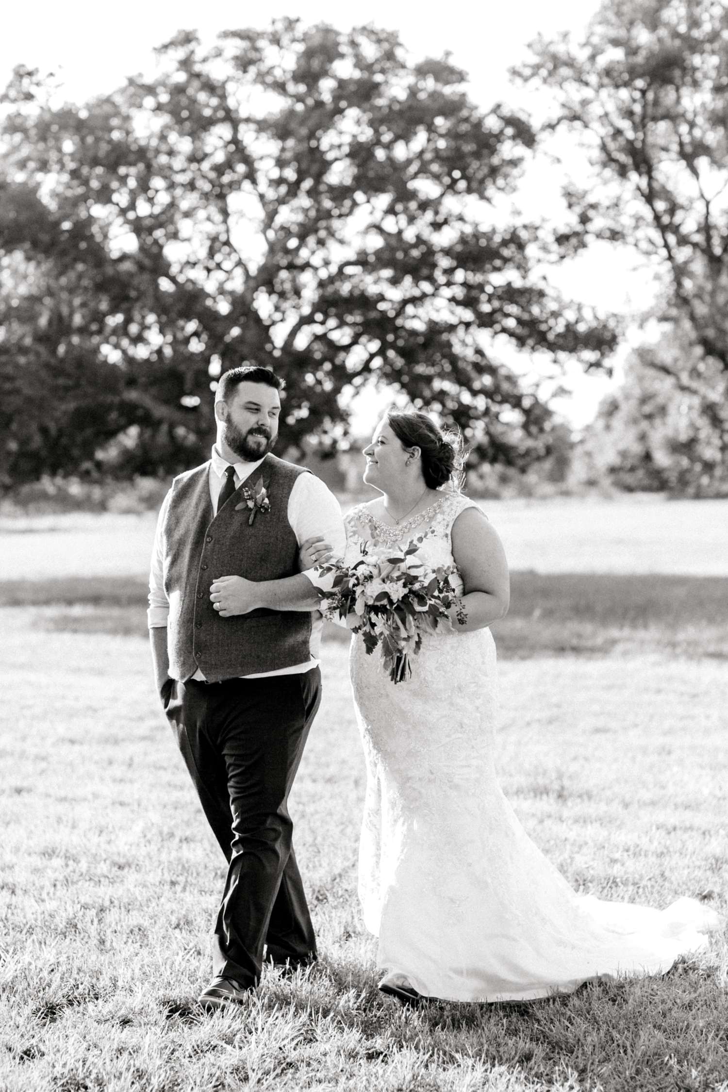 CHELSEA_AND_NICK_ADAMS_FREDRICKSBURG_WEDDING_ALLEEJ0116.jpg
