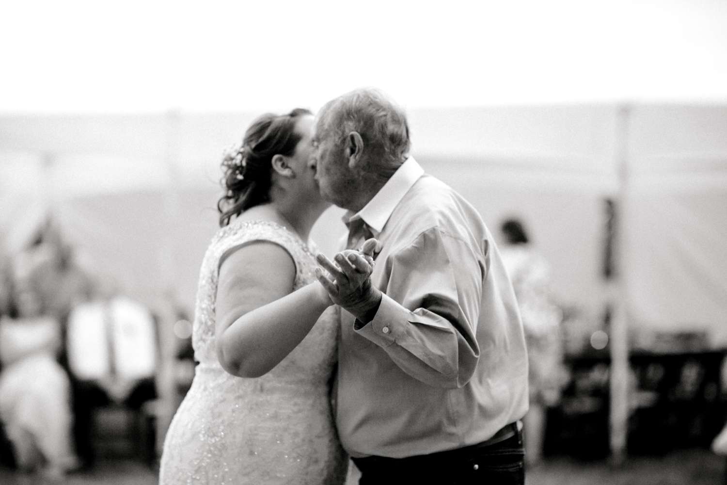 CHELSEA_AND_NICK_ADAMS_FREDRICKSBURG_WEDDING_ALLEEJ0169.jpg