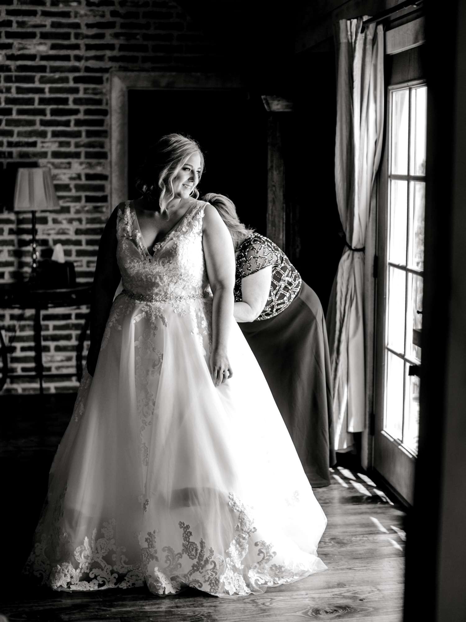 TIMMI+JORDAN_IRVINE_EBERLEY_BROOKS_EVENTS_ALLEEJ_WEDDINGS_0007.jpg