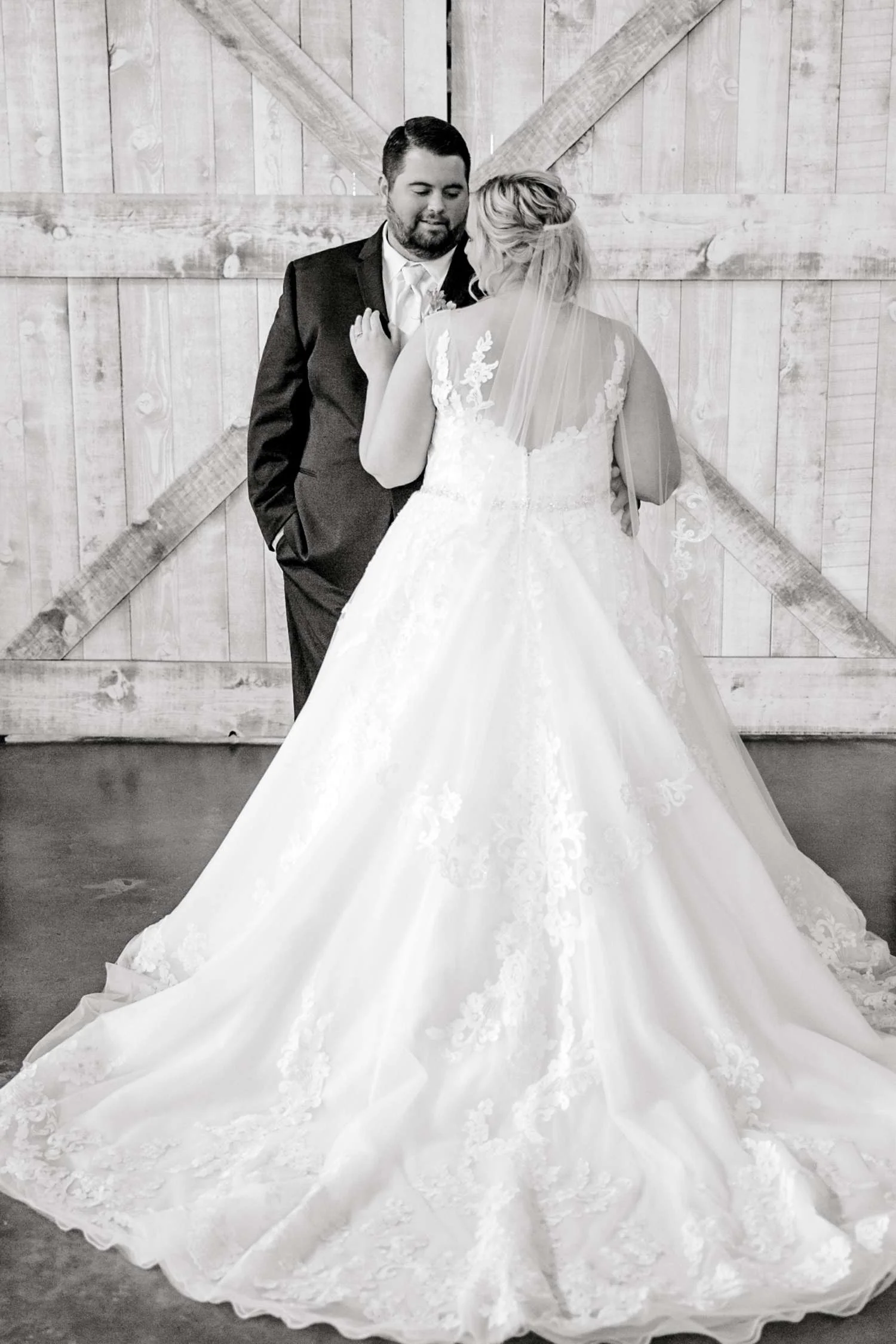 TIMMI+JORDAN_IRVINE_EBERLEY_BROOKS_EVENTS_ALLEEJ_WEDDINGS_0028.jpg
