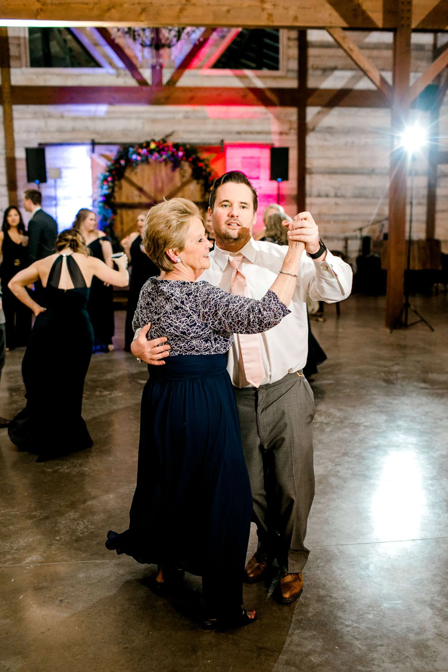 TIMMI+JORDAN_IRVINE_EBERLEY_BROOKS_EVENTS_ALLEEJ_WEDDINGS_0138.jpg