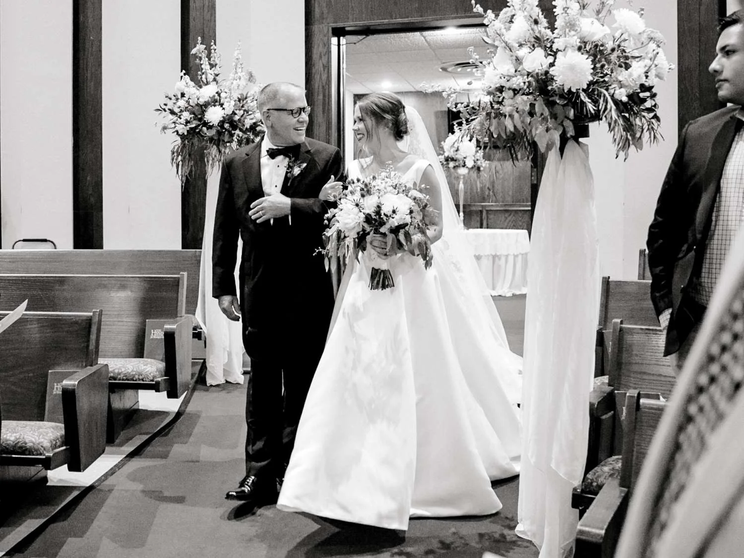 HANNAH+CRAIG+CHILDS+TEXAS+TECH+WEDDING+ALLEEJ+LUBBOCK+PHOTOGRAPHER_0062.jpg