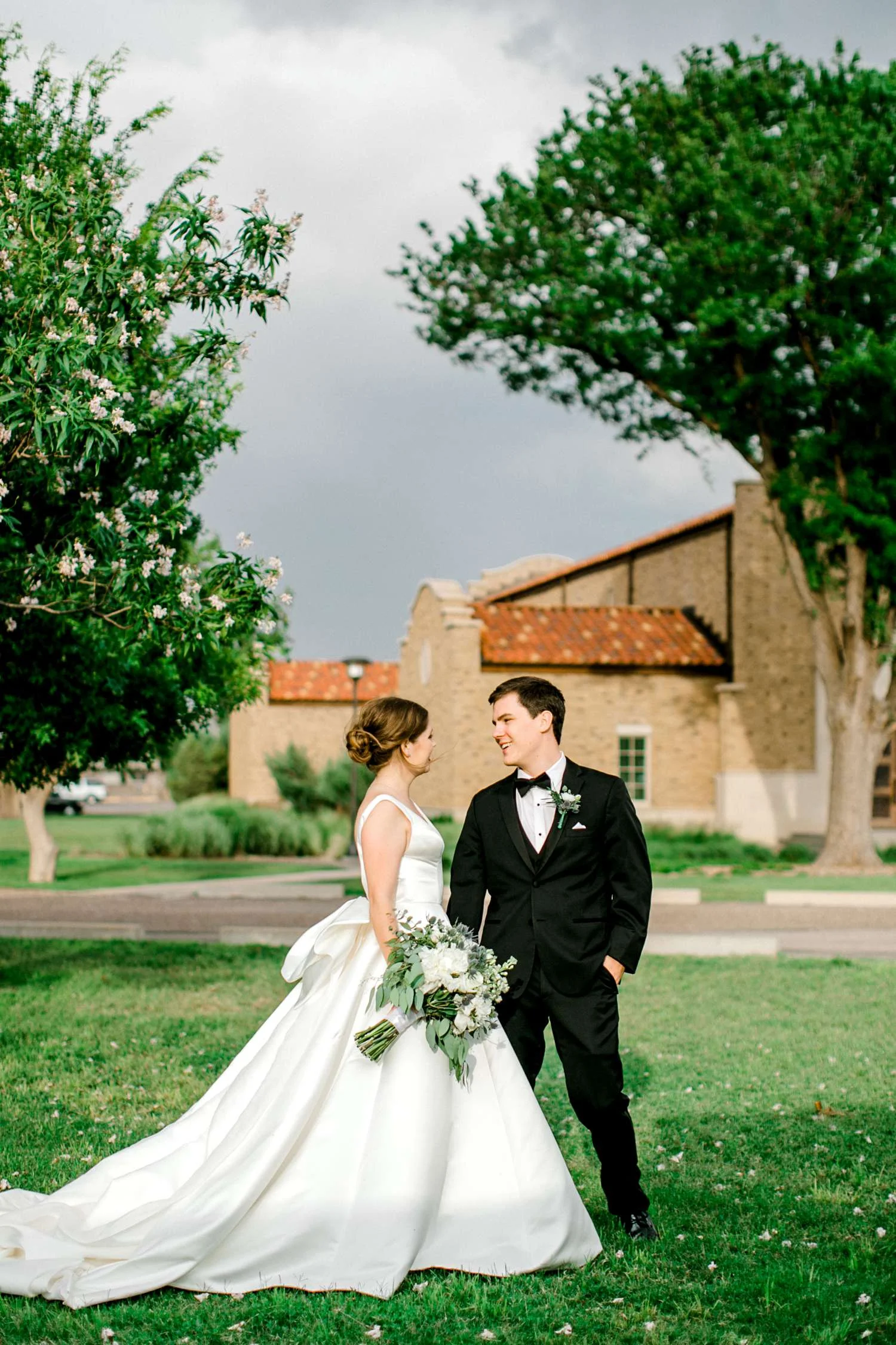 HANNAH+CRAIG+CHILDS+TEXAS+TECH+WEDDING+ALLEEJ+LUBBOCK+PHOTOGRAPHER_0113.jpg