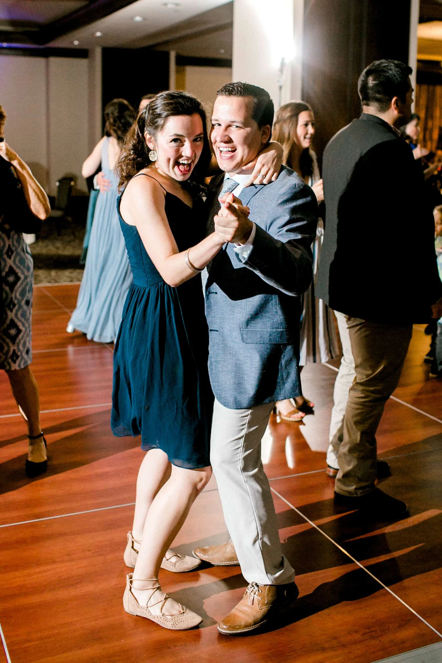HANNAH+CRAIG+CHILDS+TEXAS+TECH+WEDDING+ALLEEJ+LUBBOCK+PHOTOGRAPHER_0157.jpg
