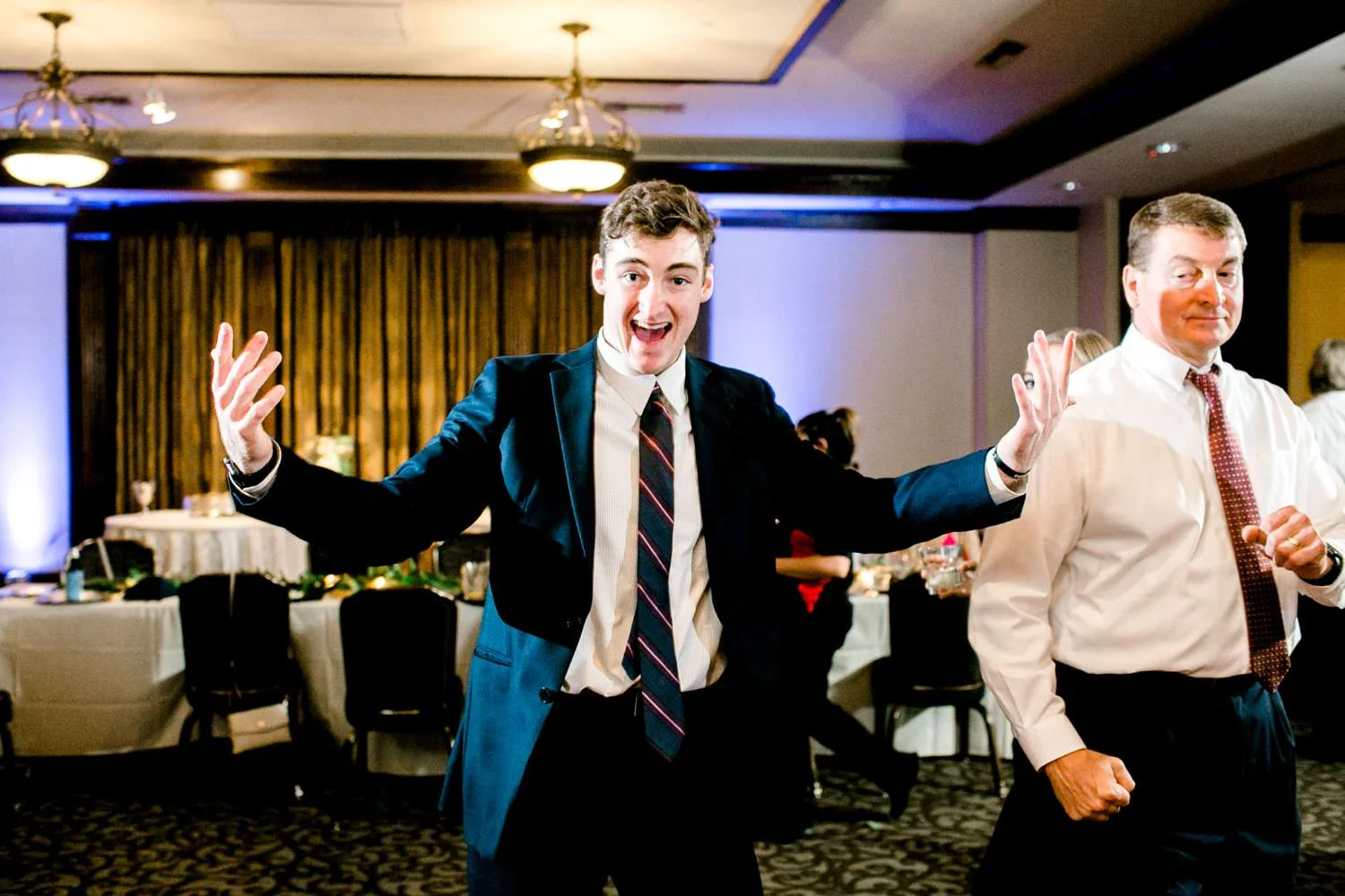 HANNAH+CRAIG+CHILDS+TEXAS+TECH+WEDDING+ALLEEJ+LUBBOCK+PHOTOGRAPHER_0172.jpg