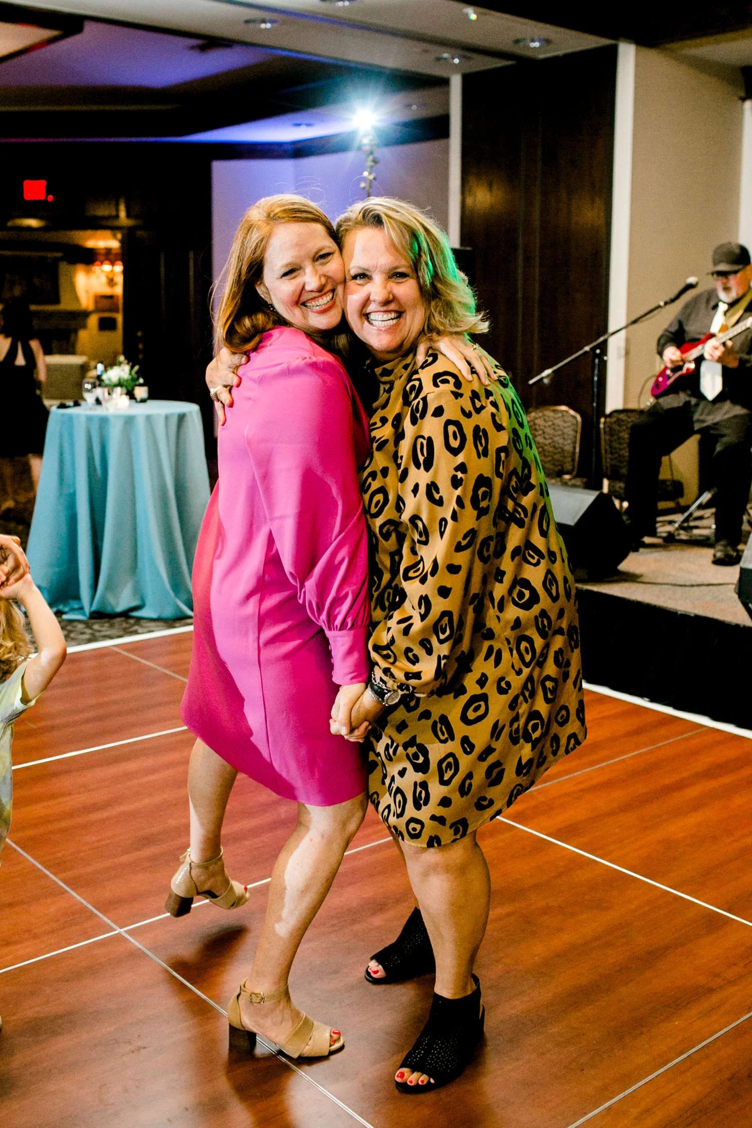 HANNAH+CRAIG+CHILDS+TEXAS+TECH+WEDDING+ALLEEJ+LUBBOCK+PHOTOGRAPHER_0181.jpg