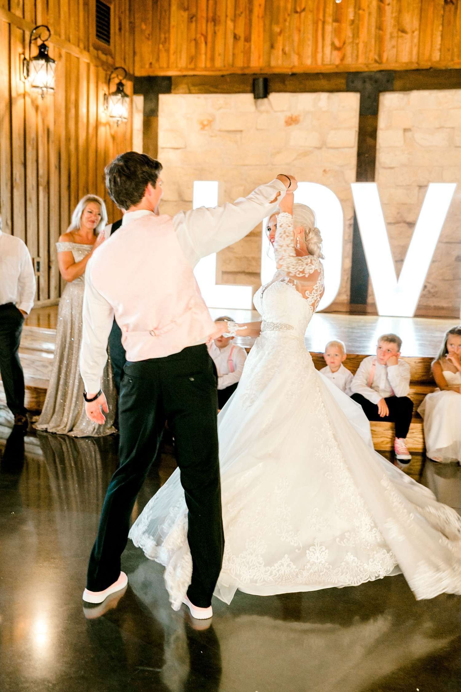 JESSICA+LYLE+NEEL+THE_SPRINGS_EVENTS_WEDDING_OKLAHOMA_ALLEEJ_PHOTOGRAPHER_0117.jpg