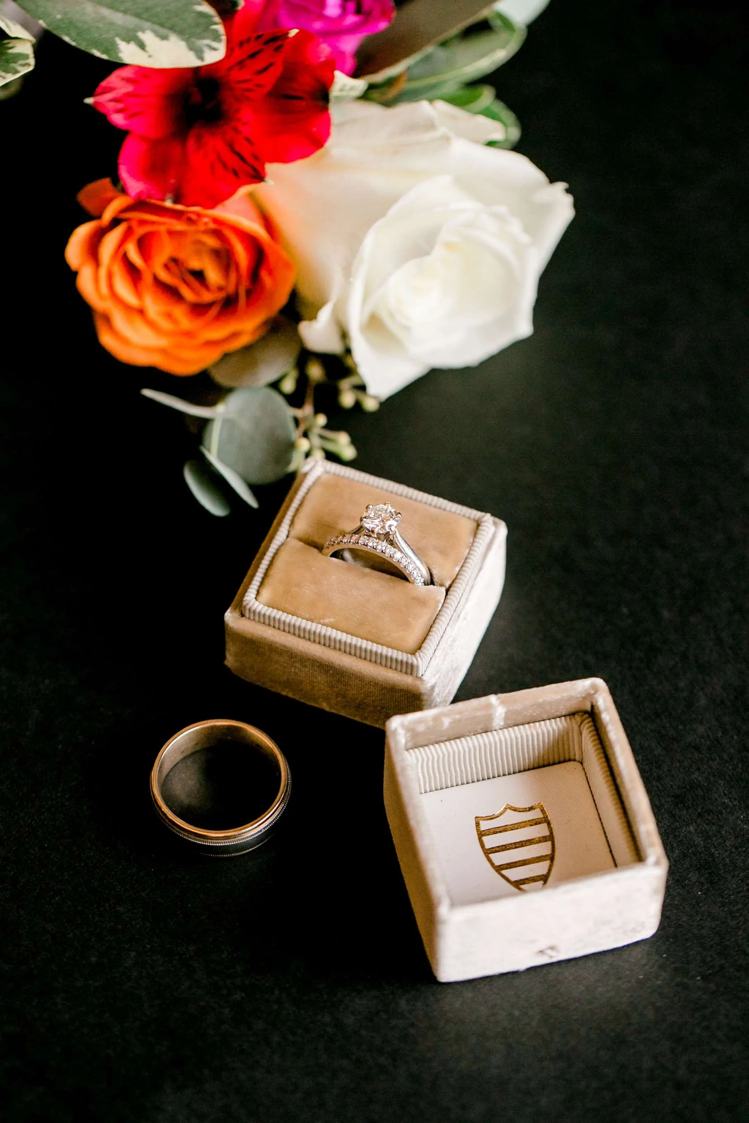 KELSEY_CHRIS_PATSCHKE_EBERLEY_BROOKS_BARN_LUBBOCK_WEDDING_PHOTOGRAPHER_ALLEEJ_0012.jpg