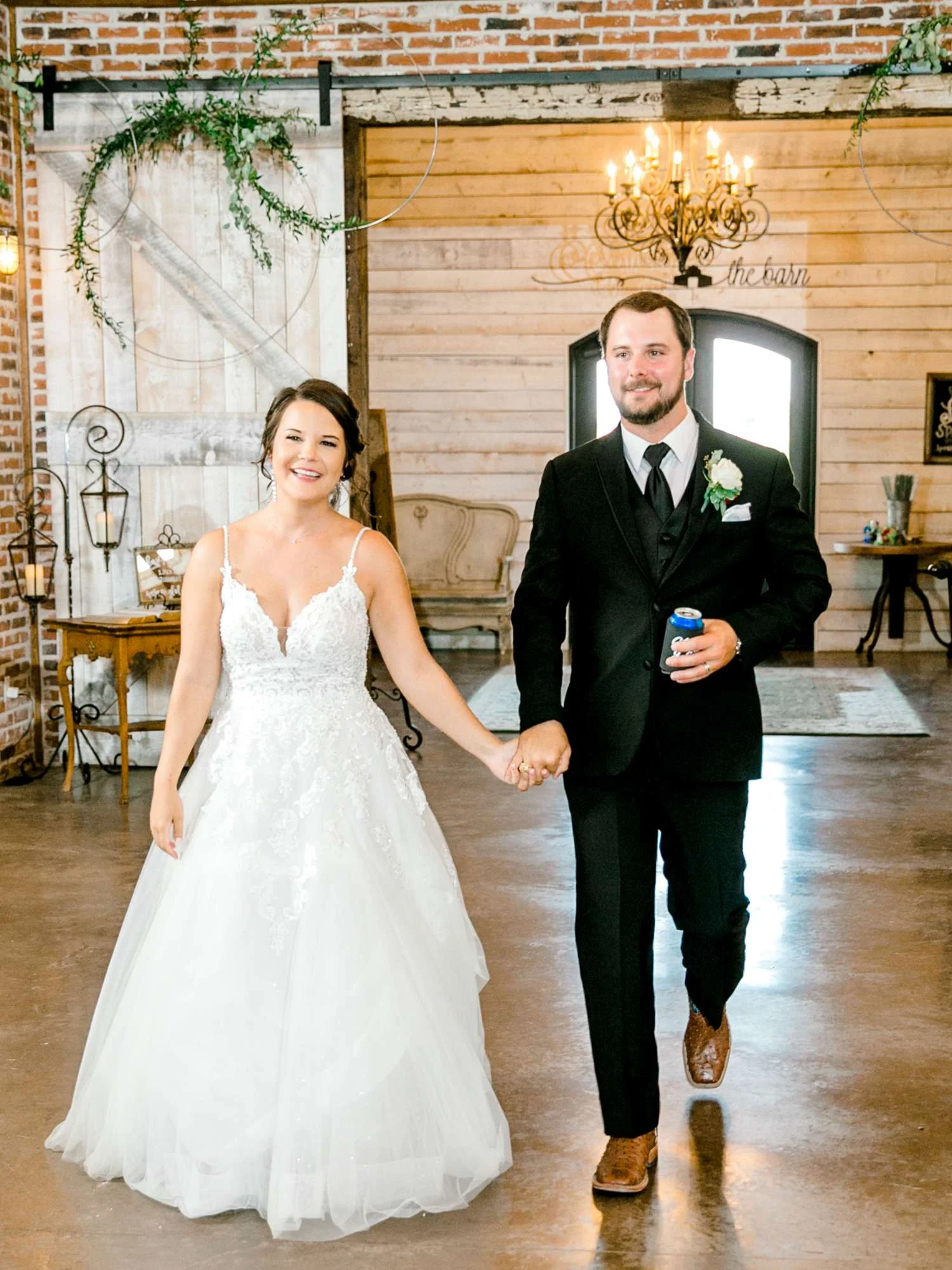 KELSEY_CHRIS_PATSCHKE_EBERLEY_BROOKS_BARN_LUBBOCK_WEDDING_PHOTOGRAPHER_ALLEEJ_0107.jpg