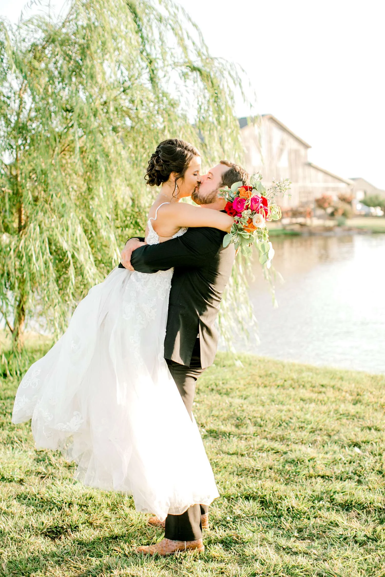 KELSEY_CHRIS_PATSCHKE_EBERLEY_BROOKS_BARN_LUBBOCK_WEDDING_PHOTOGRAPHER_ALLEEJ_0117.jpg