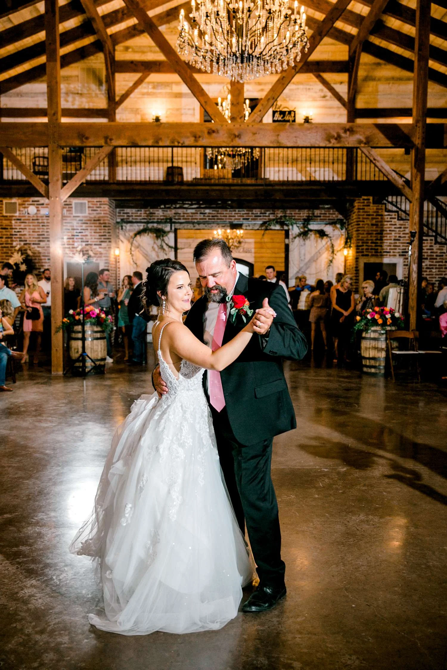 KELSEY_CHRIS_PATSCHKE_EBERLEY_BROOKS_BARN_LUBBOCK_WEDDING_PHOTOGRAPHER_ALLEEJ_0150.jpg