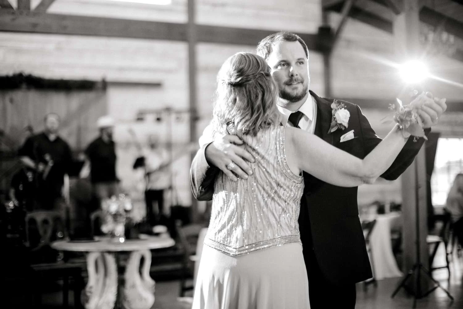 KELSEY_CHRIS_PATSCHKE_EBERLEY_BROOKS_BARN_LUBBOCK_WEDDING_PHOTOGRAPHER_ALLEEJ_0153.jpg