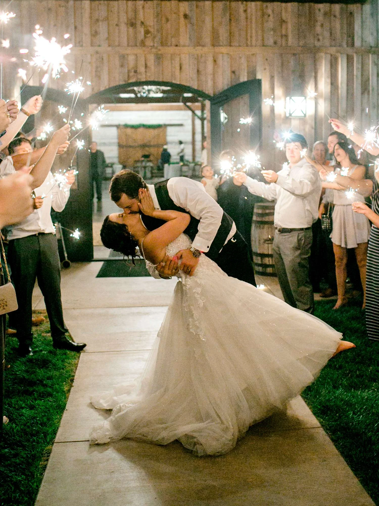 KELSEY_CHRIS_PATSCHKE_EBERLEY_BROOKS_BARN_LUBBOCK_WEDDING_PHOTOGRAPHER_ALLEEJ_0207.jpg