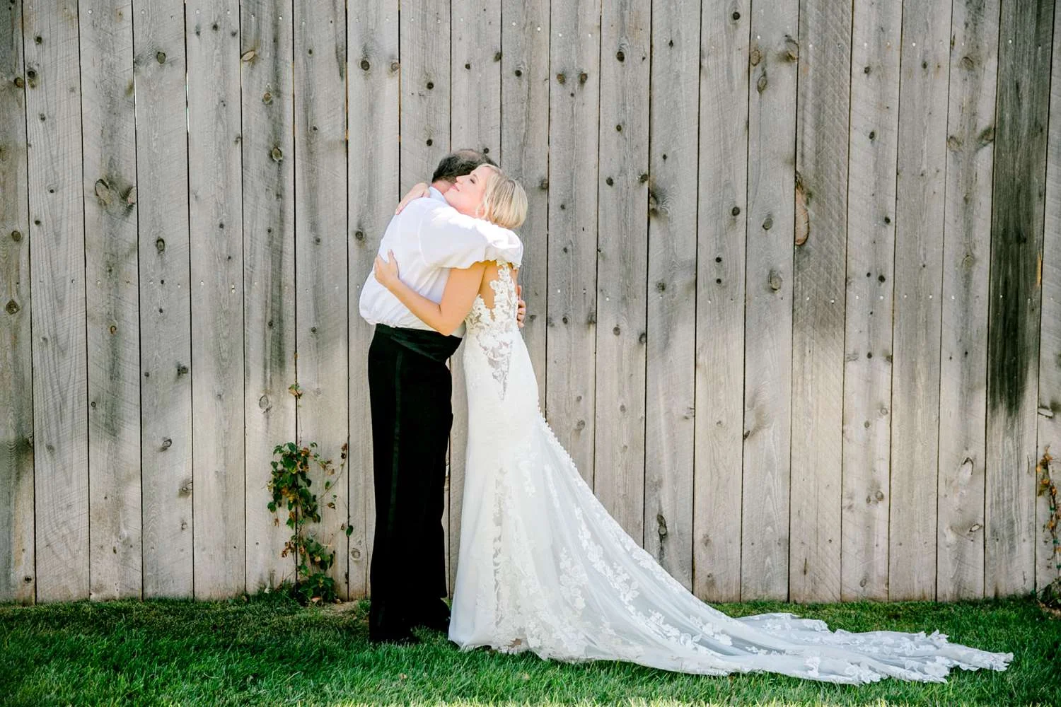 ALLY+DILLON+CUSTER_EBERLEY_BROOKS_EVENTS_ALLEEJ_LUBBOCK_WEDDING_PHOTOGRAPHER_0013.jpg