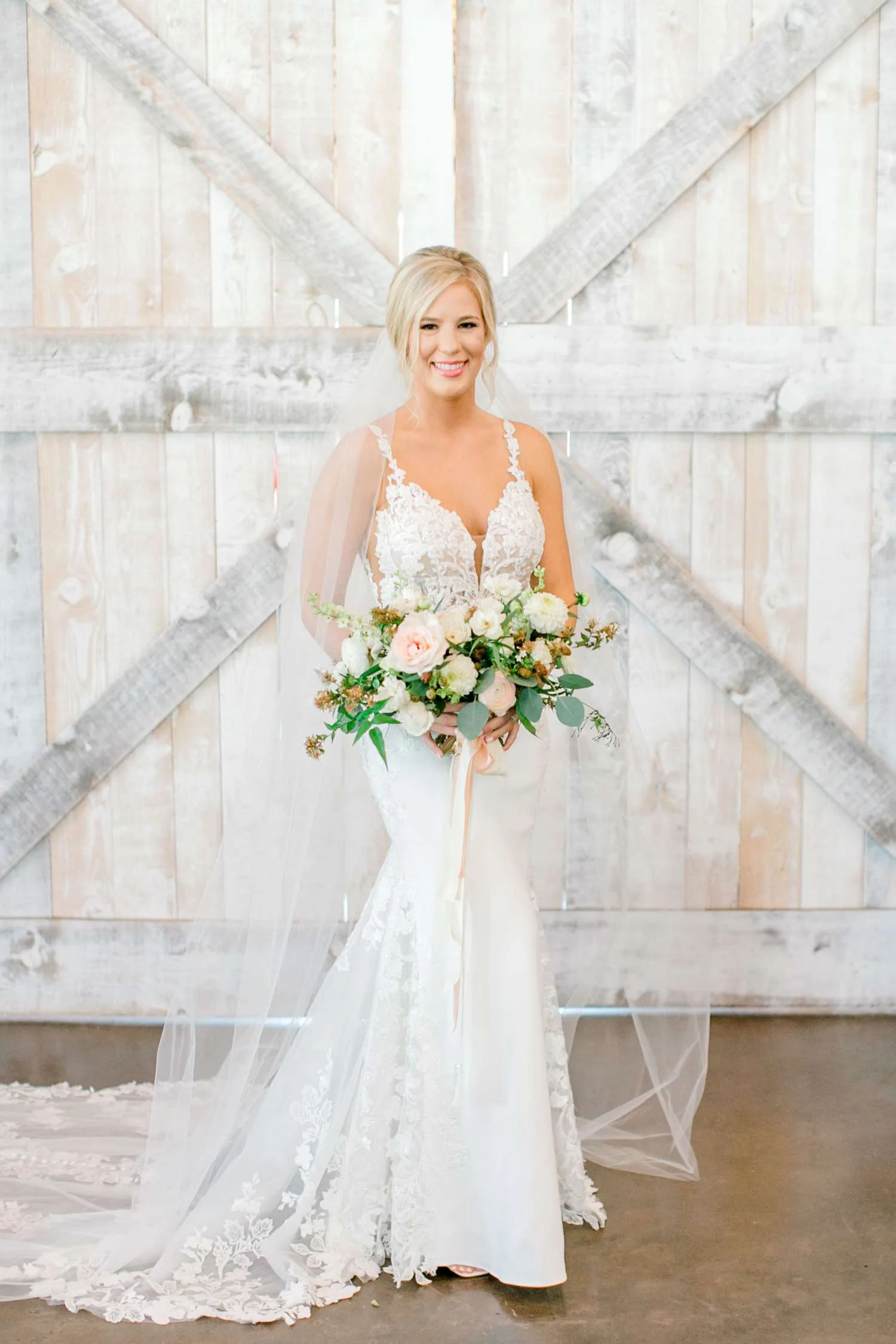 ALLY+DILLON+CUSTER_EBERLEY_BROOKS_EVENTS_ALLEEJ_LUBBOCK_WEDDING_PHOTOGRAPHER_0025.jpg