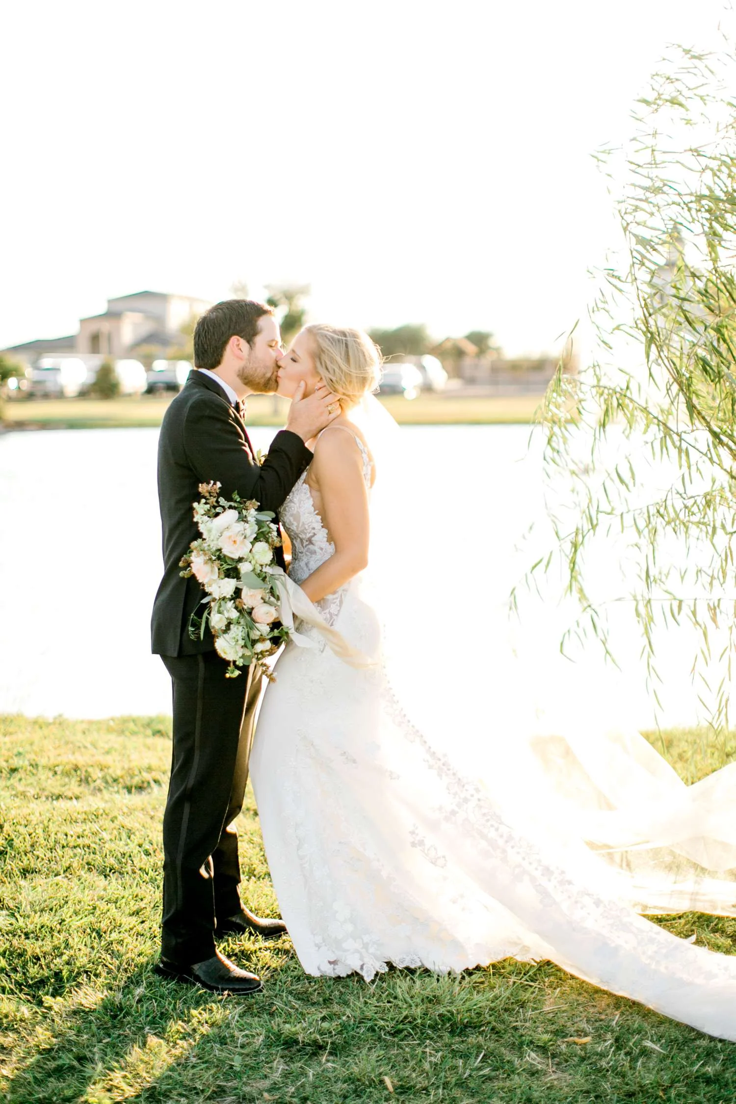 ALLY+DILLON+CUSTER_EBERLEY_BROOKS_EVENTS_ALLEEJ_LUBBOCK_WEDDING_PHOTOGRAPHER_0127.jpg