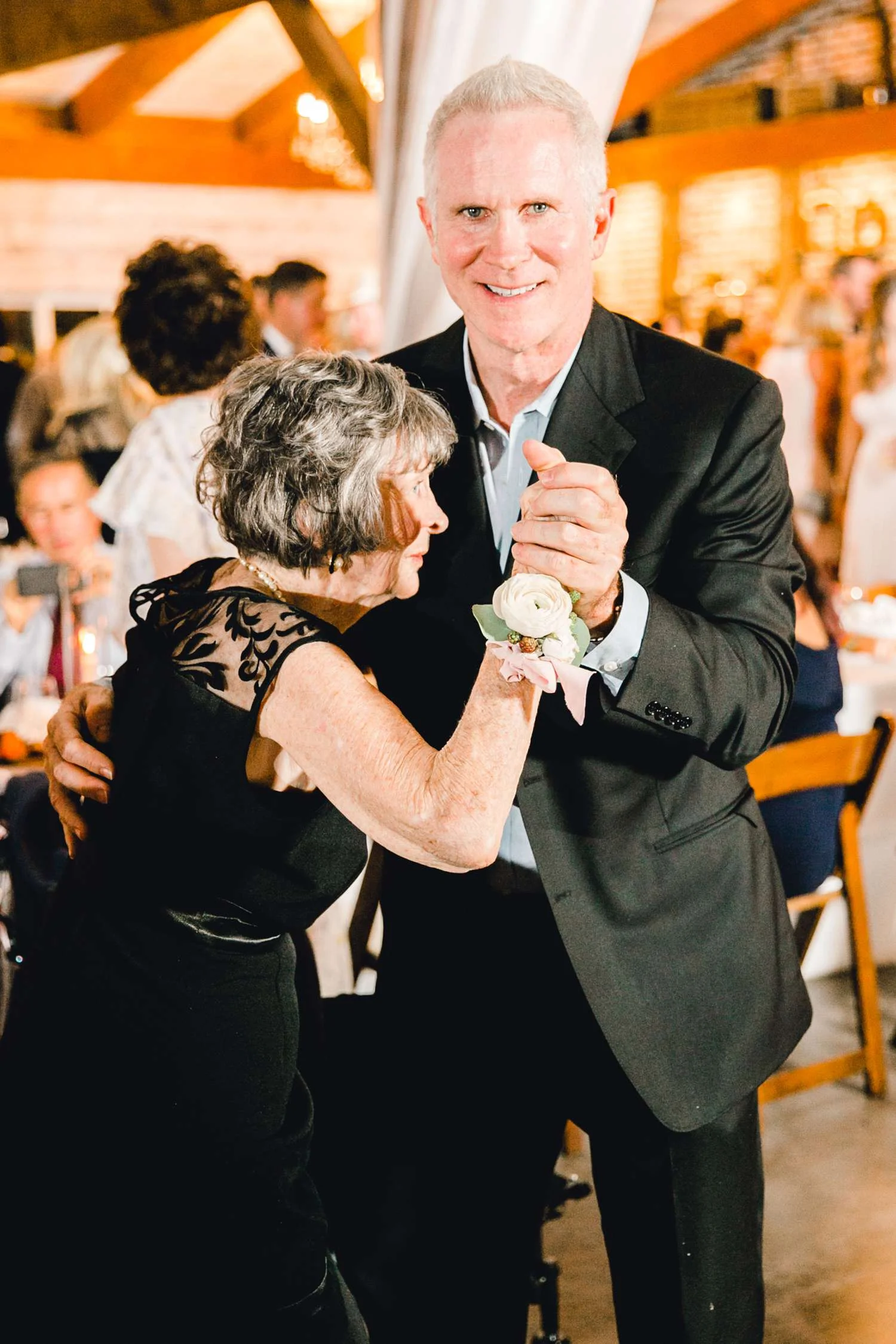 ALLY+DILLON+CUSTER_EBERLEY_BROOKS_EVENTS_ALLEEJ_LUBBOCK_WEDDING_PHOTOGRAPHER_0174.jpg