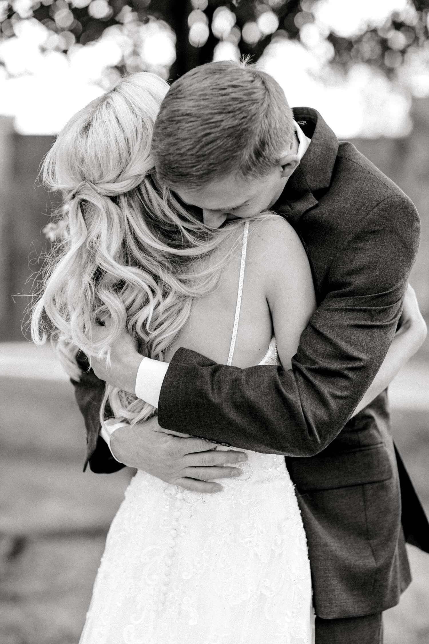 MCLELLAN_WEDDING_ALLEEJ_EBERLEY_BROOKS_SAGE_CHAPEL_0025.jpg