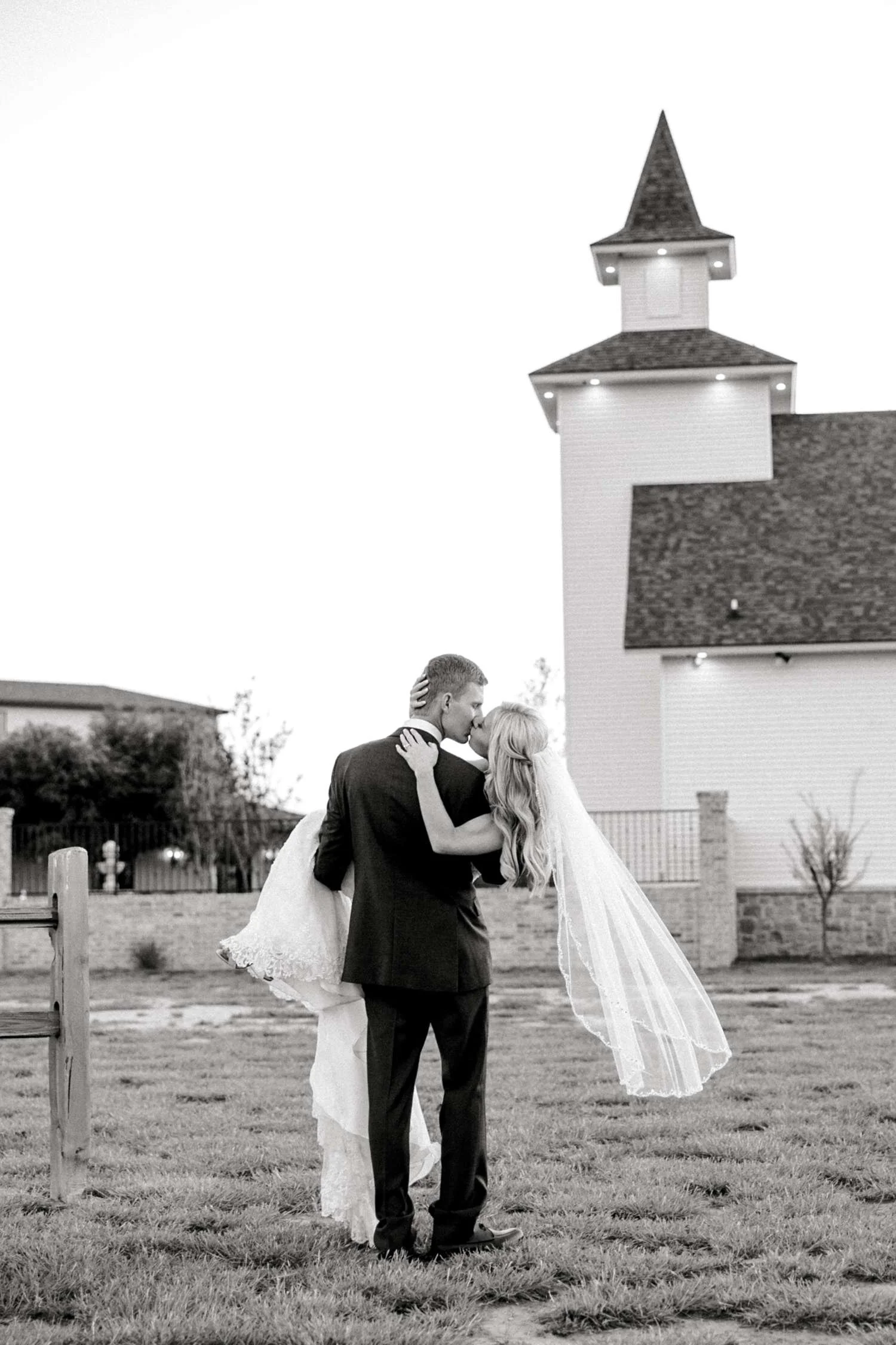 MCLELLAN_WEDDING_ALLEEJ_EBERLEY_BROOKS_SAGE_CHAPEL_0099.jpg