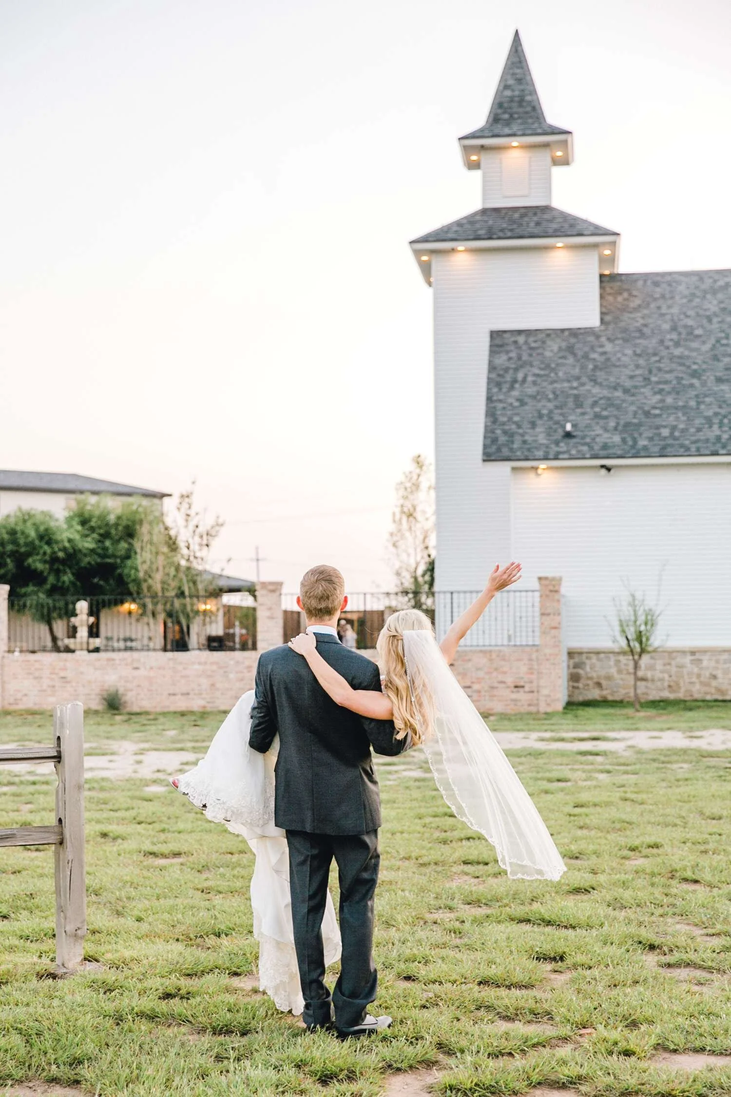 MCLELLAN_WEDDING_ALLEEJ_EBERLEY_BROOKS_SAGE_CHAPEL_0100.jpg