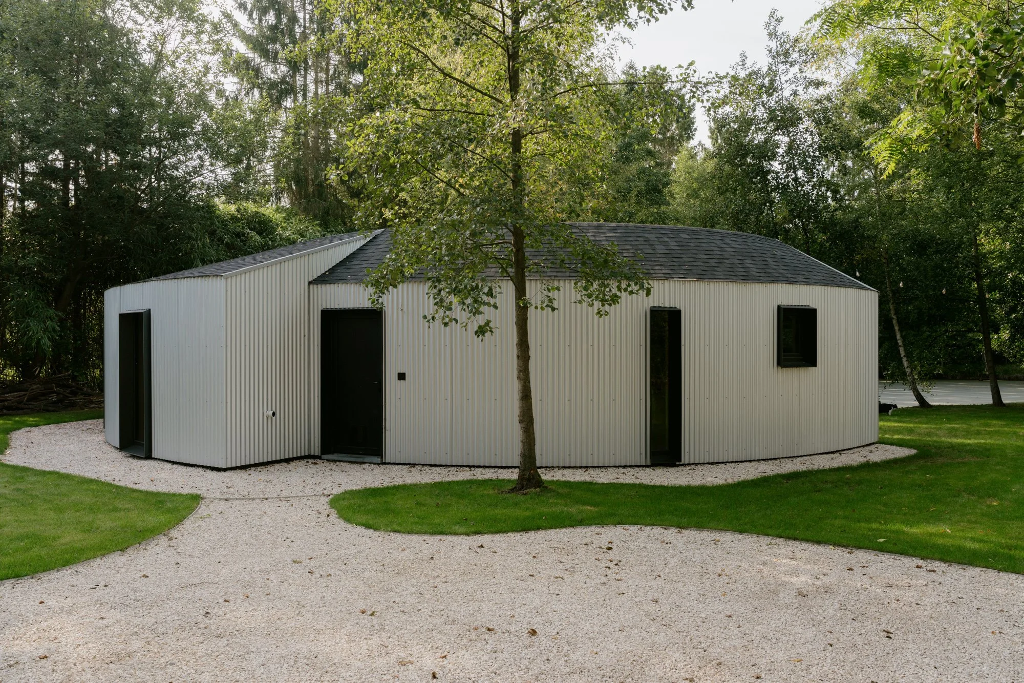 alexandra-bertels-yatta-curv-house-lowres-15.jpg