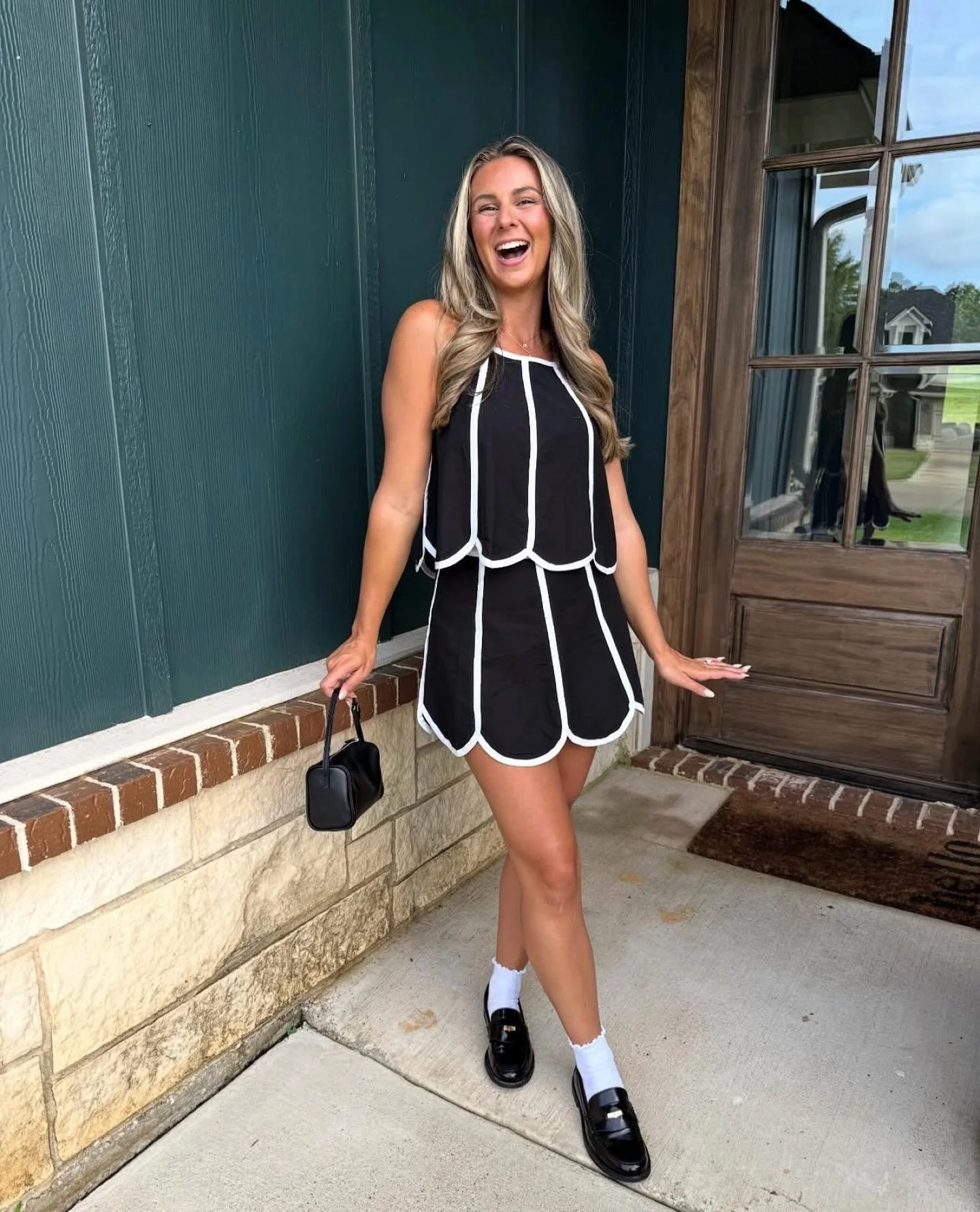 @sarabella.shop will be there ready to help give your wardrobe a summer boost 🛍️☀️