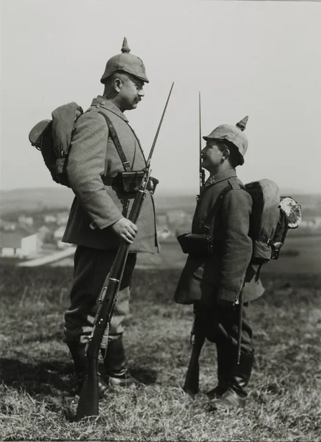 部队身高差 Military Height Differences 