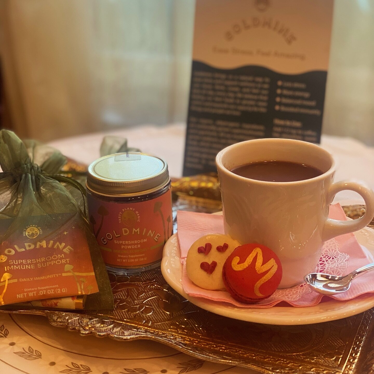 💖&hearts;️ FEBRUARY SPECIALS 💖&hearts;️

Enjoy @drinkgoldmine adaptogenic hot chocolate following your Sugar &amp; Spice (120 minute facial and massage combo) or Old Fashioned Honeymoon (60 minute couples massage) this month! 

This nourishing, org