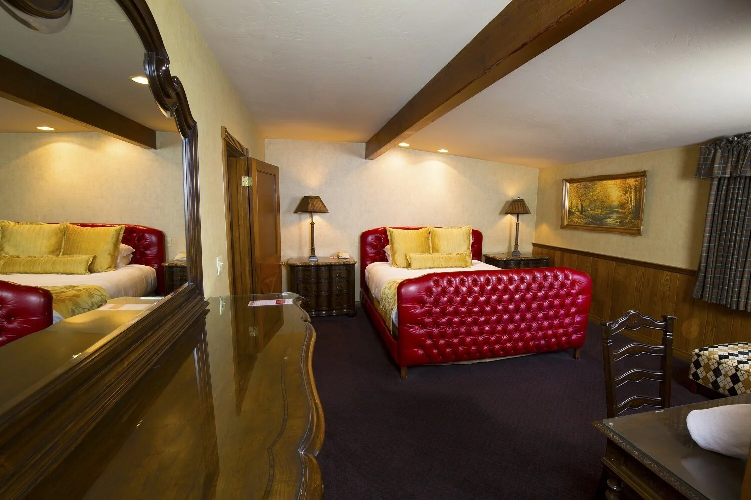 122-HARVARD+SQUARE+MASTER+BED.jpg