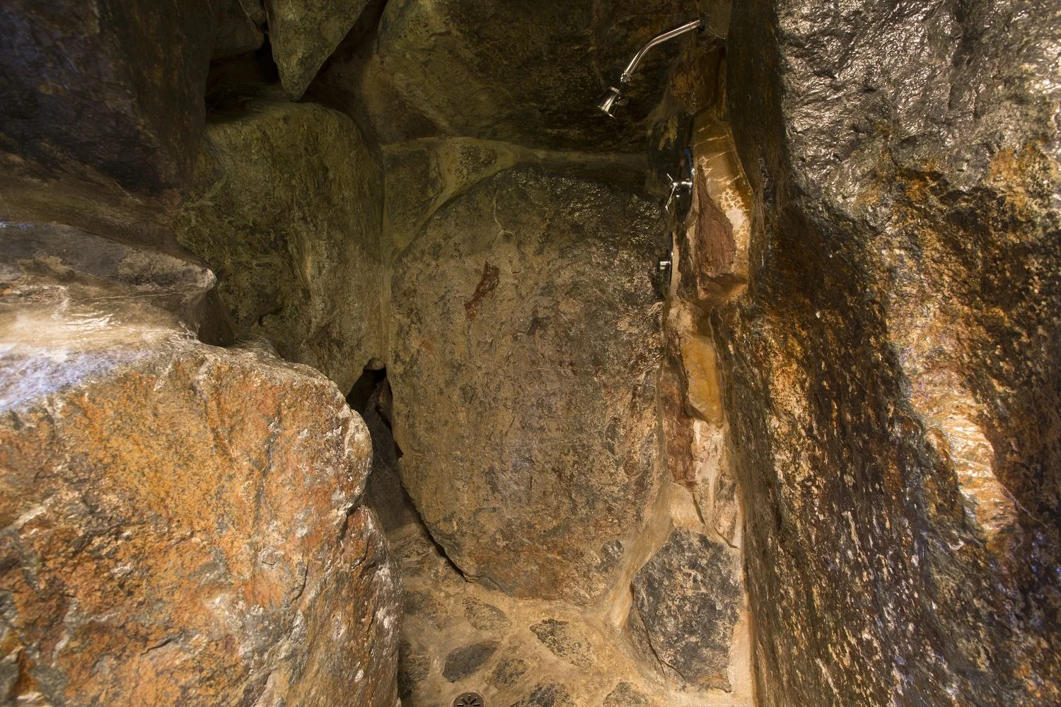 143B.jpg