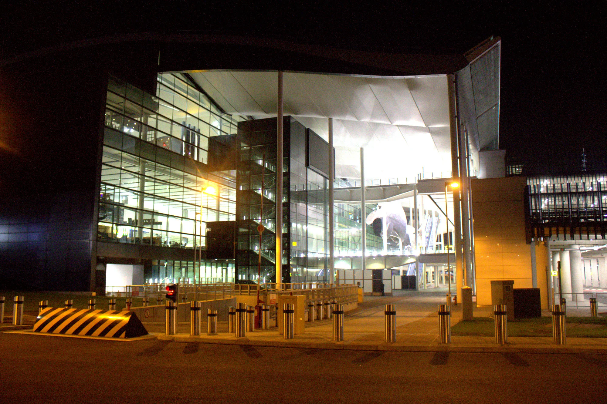 heathrow-airport-stage.jpg