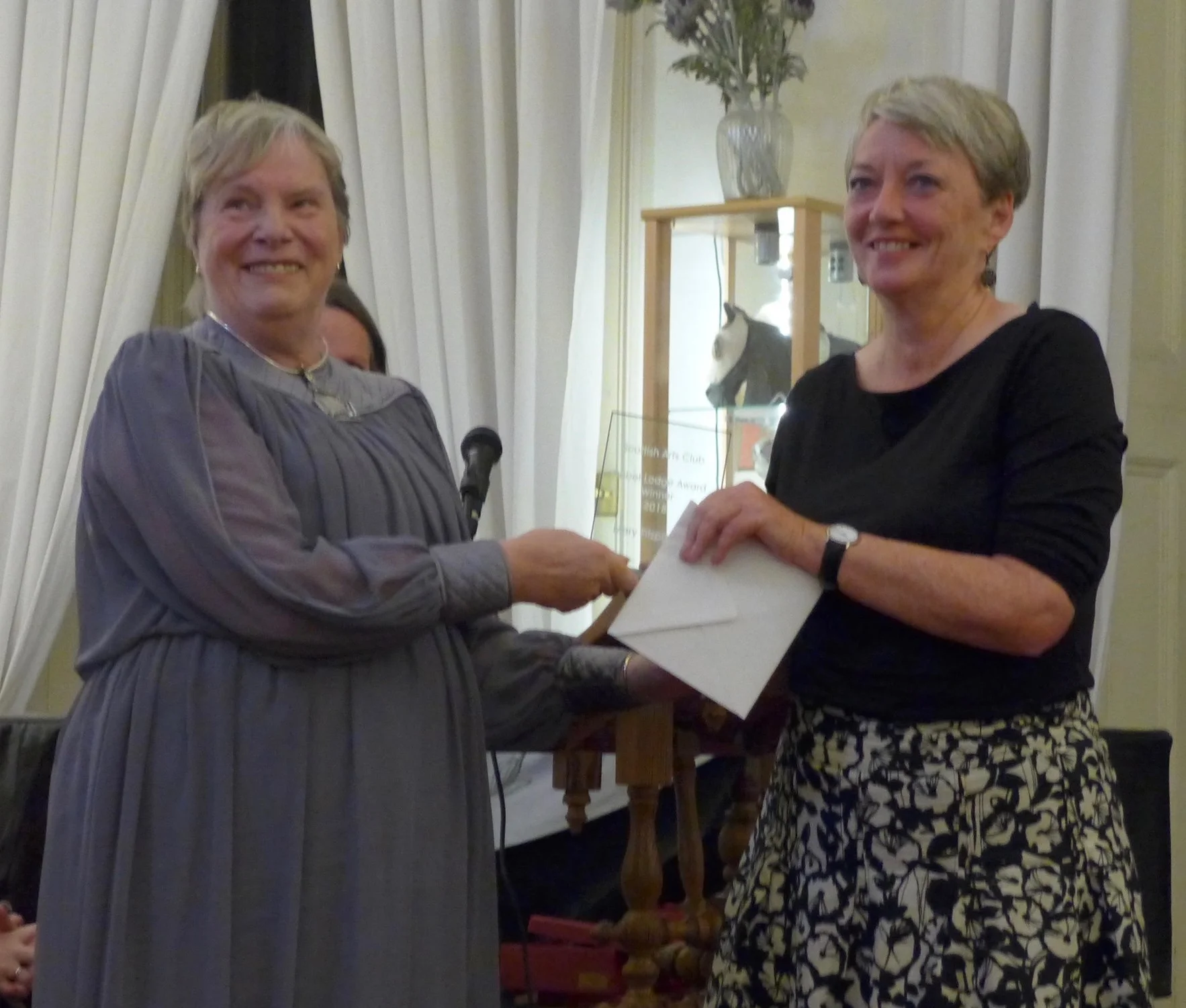 Mary received her £500 cheque and trophy from Scottish Arts Club President, Marilyn Jeffcoat