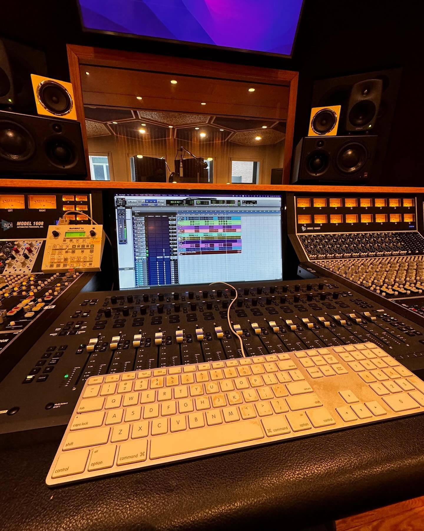 Trackin&rsquo;&hellip;.
#penmusicgroup #newyork