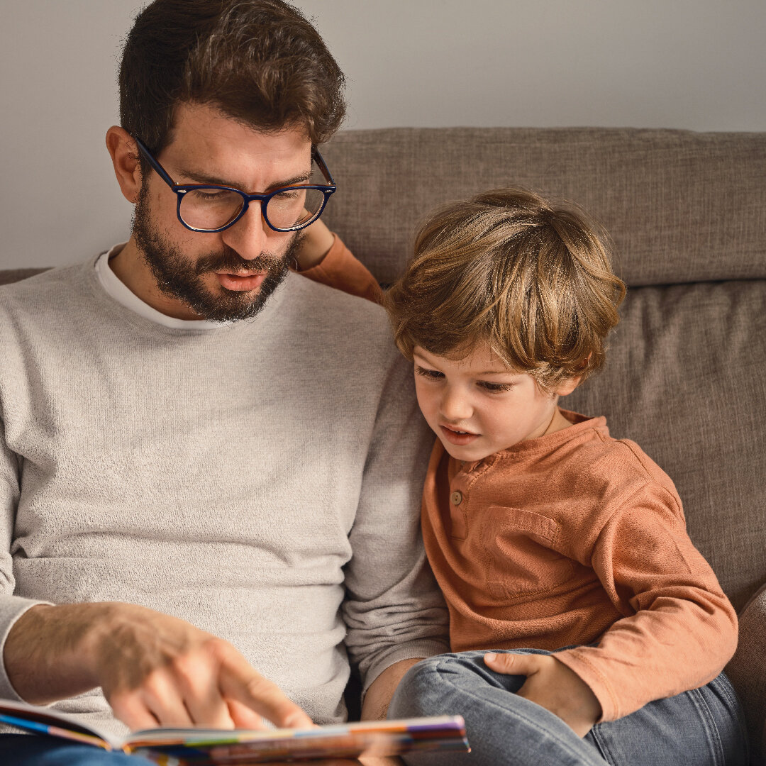 It's #WorldBookDay! Don't let squinting ruin your celebration. Schedule an eye exam, and we'll get you ready for your next good read! 🤔 What are some of your favorite titles? 

#Reading #Accessories #Glasses #spectacles #goodreads #frameyourperspect