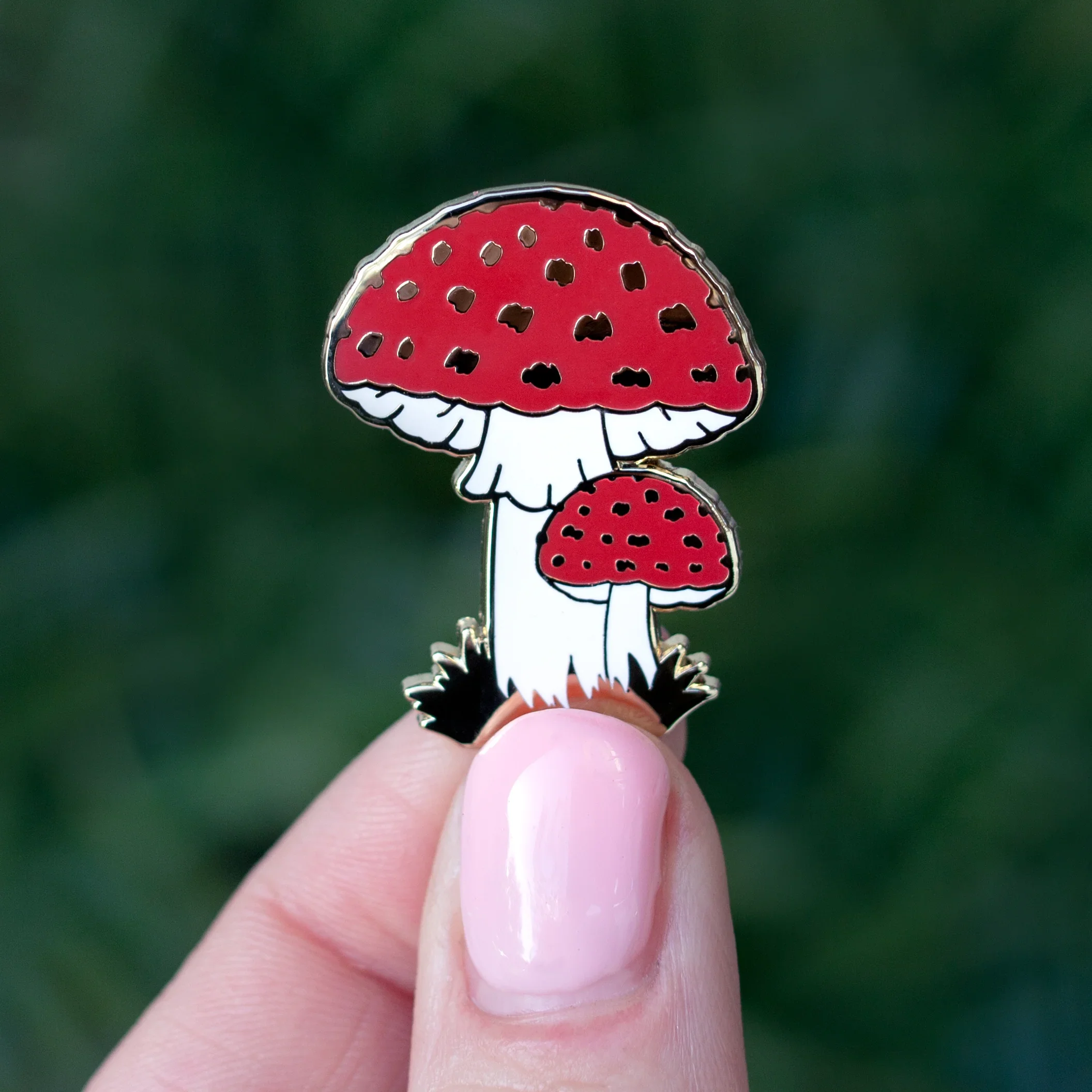 Botanical-Bright-Mushroom-Amanita-fly-argaric-Enamel-Pin-4.webp