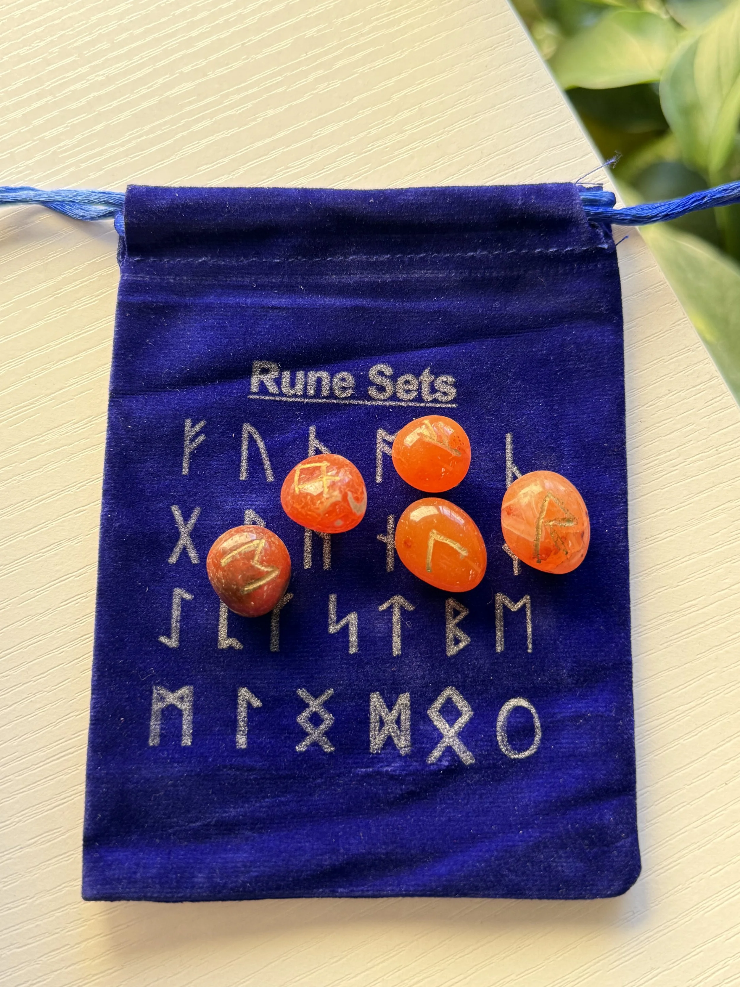 Carnelian Rune Set