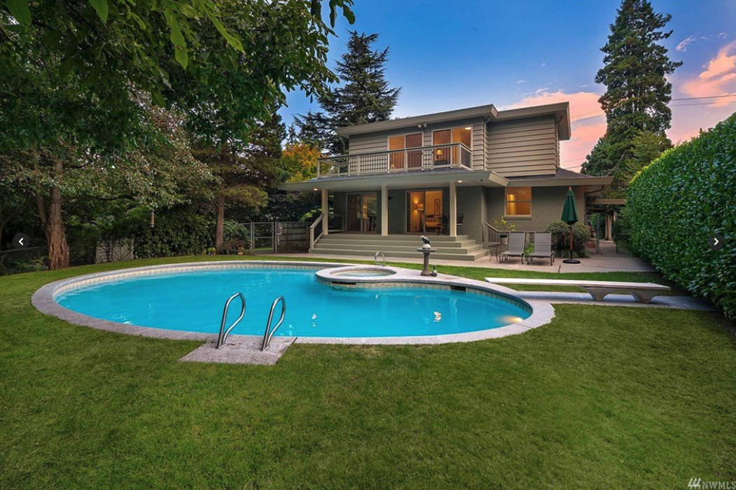 JUST SOLD | PURCHASE IN LAKE FOREST PARK