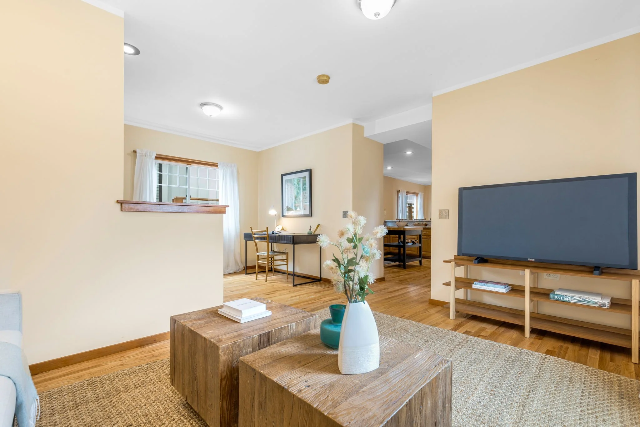 8544 9th Ave NW, Seattle WA_0020.jpg