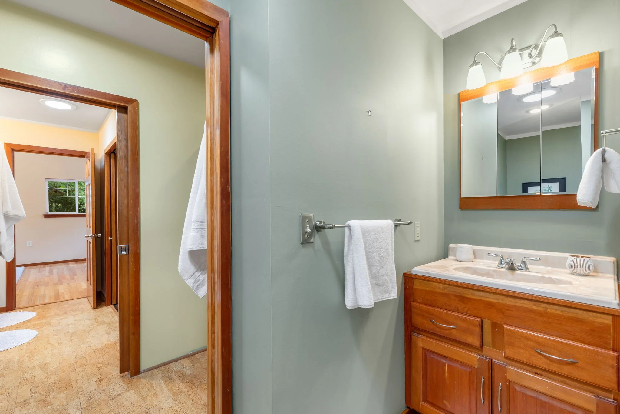 8544 9th Ave NW, Seattle WA_0030.jpg