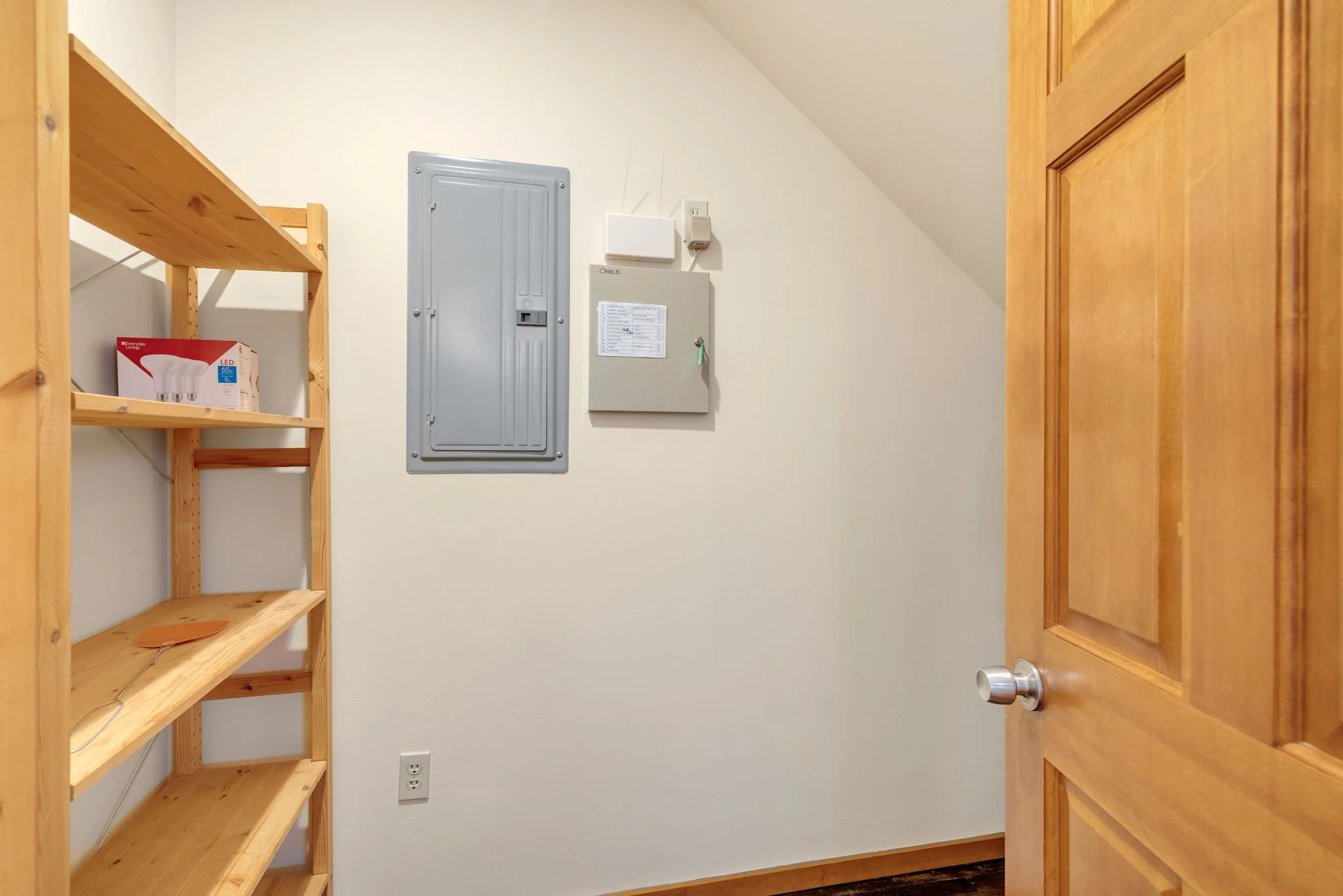 8544 9th Ave NW, Seattle WA_0036.jpg