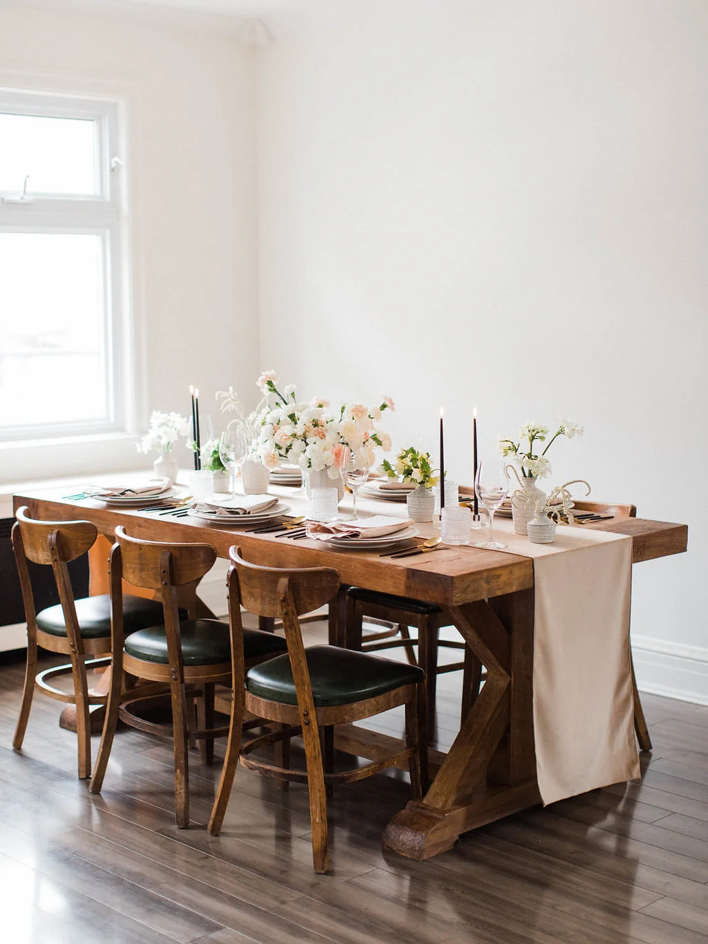 minimalistshoot2018_aberdeentavern(60of193).jpg