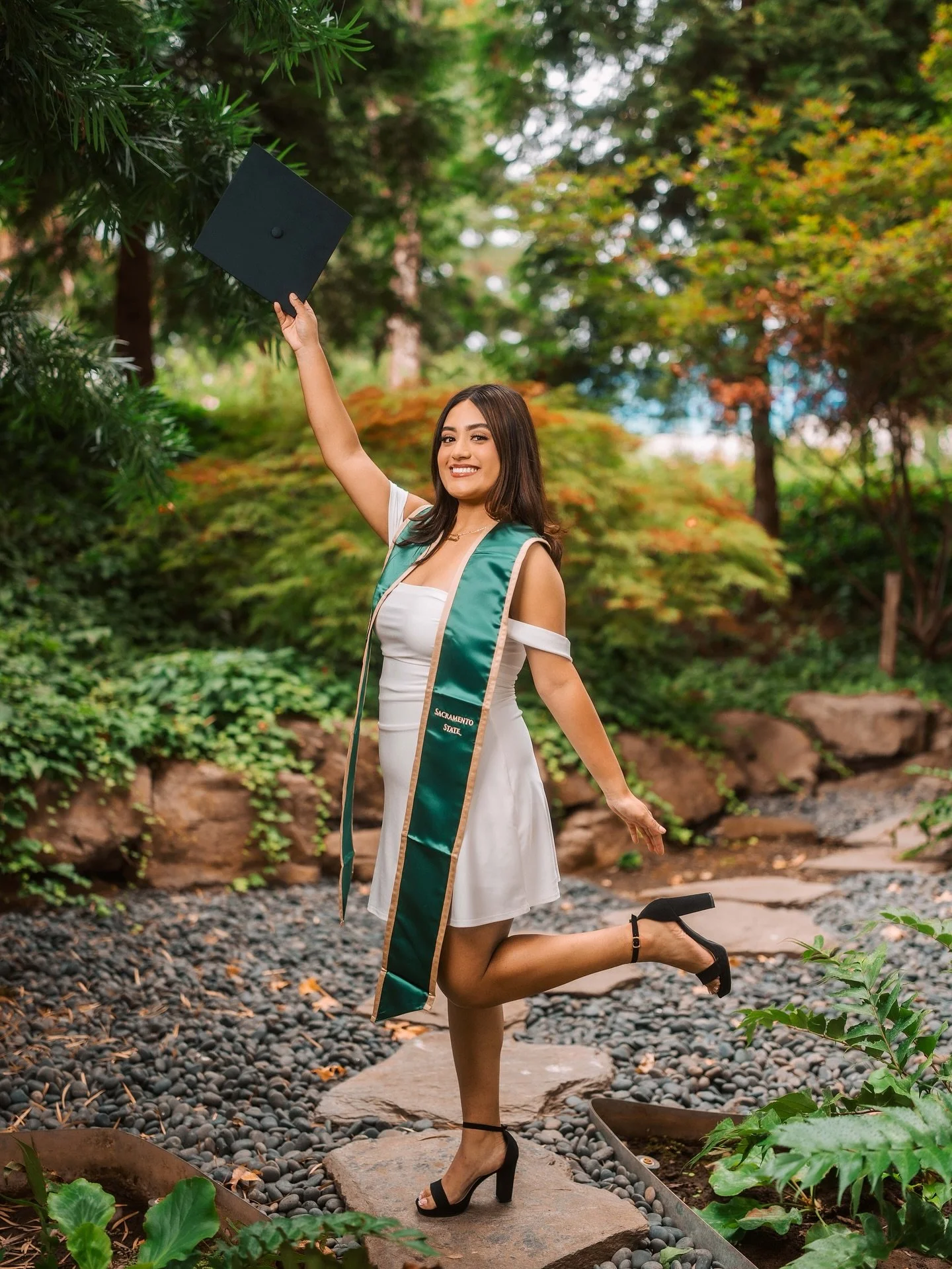 We’re full swing in fall graduation season! Are y’all as ready as I am!?
.
.
. 
#photographer #graduation #graduationphotoshoot #graduationphotos #graduationphotographer #familyphotography #familyphotos #sacphotographer #Sacramento #photo